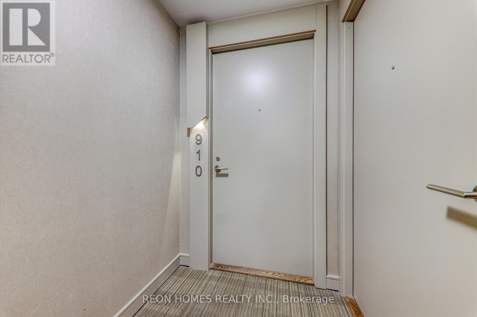 910 - 2 Sonic Way, Toronto, Ontario  M3C 0P2 - Photo 6 - C13727780