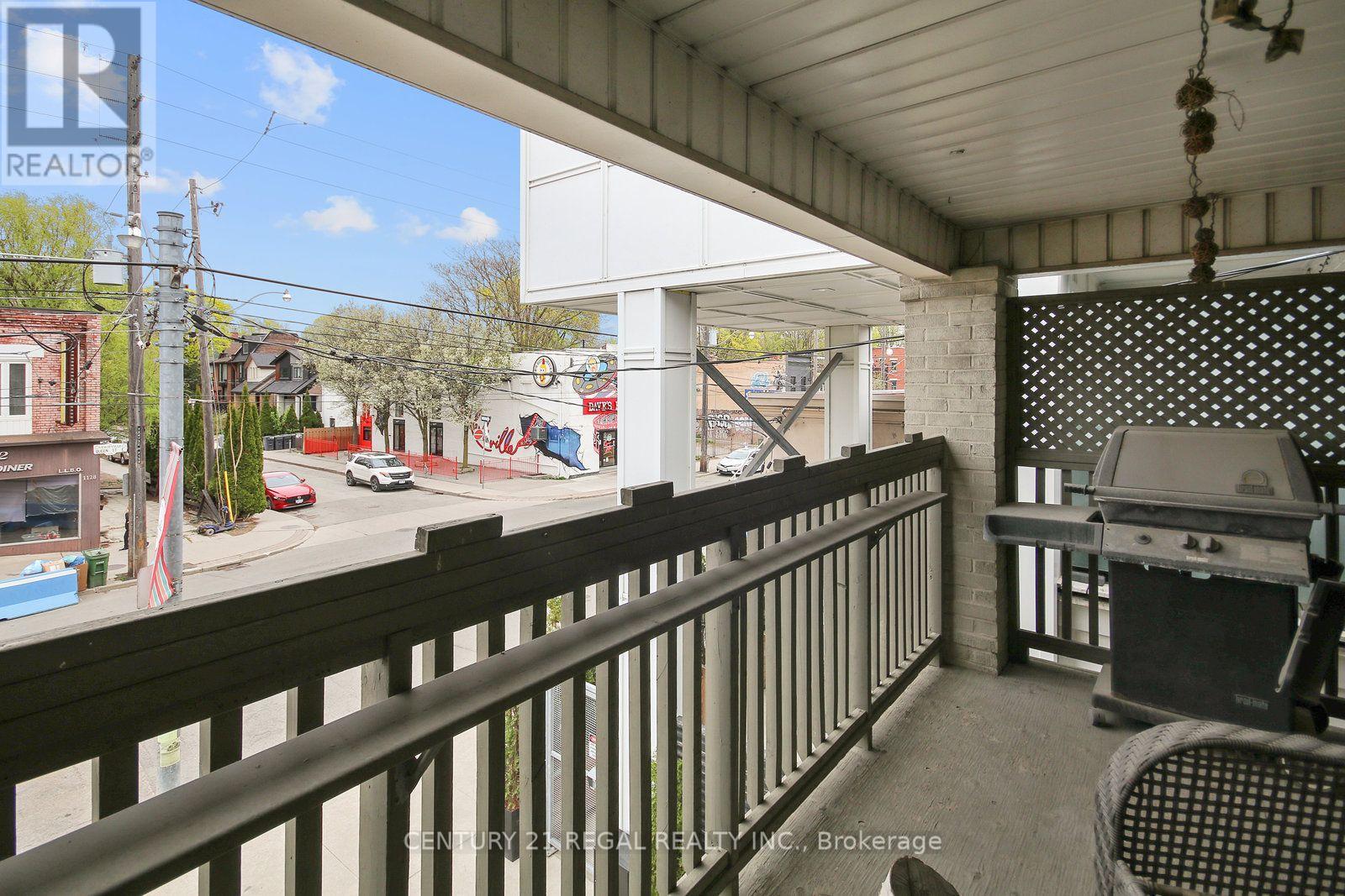 2nd Floor - 1117 Queen Street E, Toronto, Ontario  M4M 1K9 - Photo 23 - E13727768