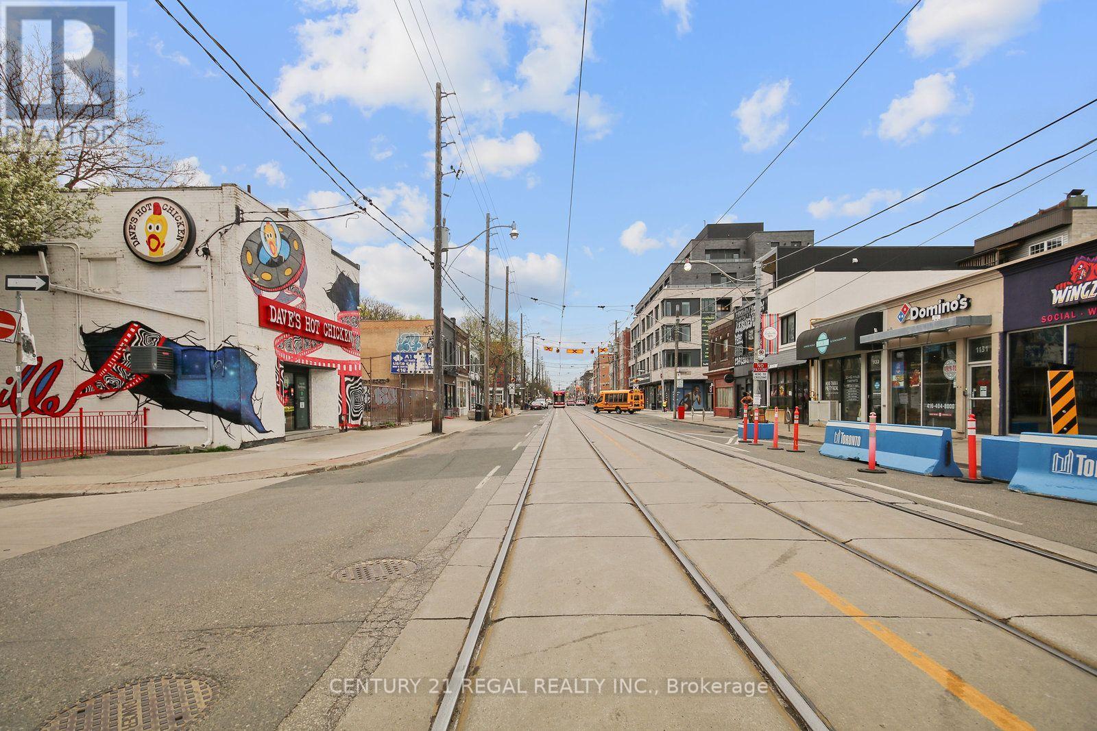 2nd Floor - 1117 Queen Street E, Toronto, Ontario  M4M 1K9 - Photo 29 - E13727768