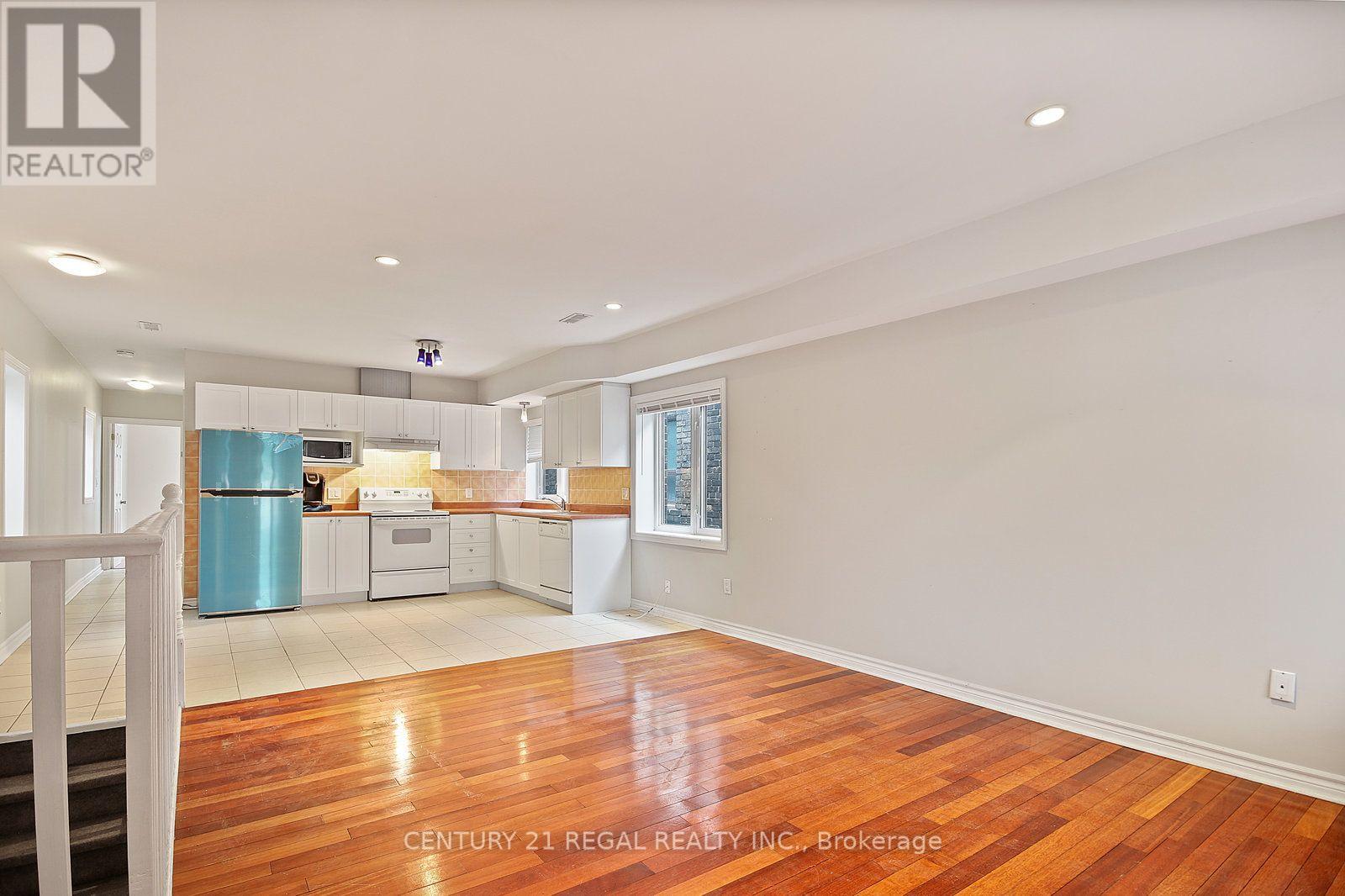 2nd Floor - 1117 Queen Street E, Toronto, Ontario  M4M 1K9 - Photo 3 - E13727768