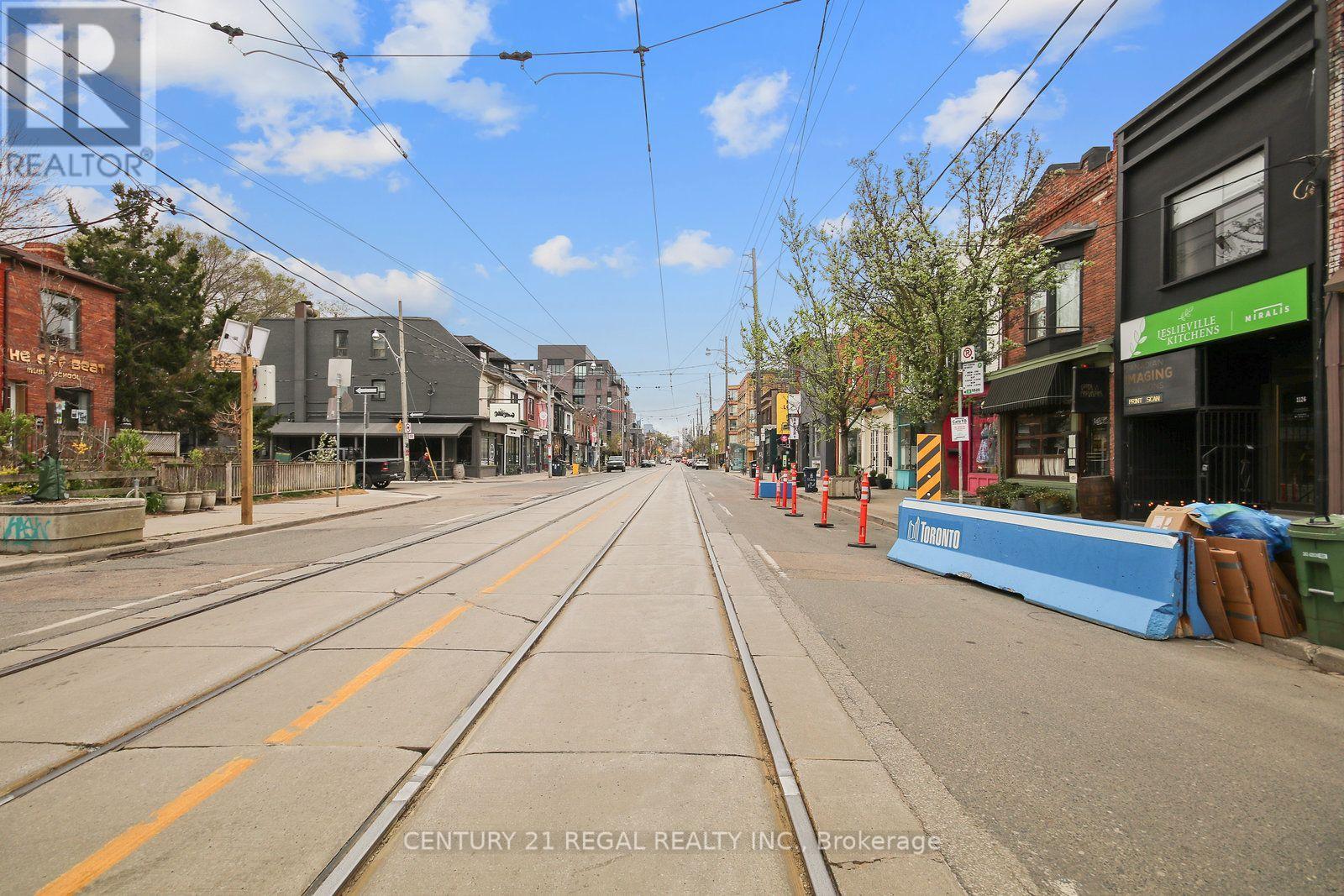 2nd Floor - 1117 Queen Street E, Toronto, Ontario  M4M 1K9 - Photo 31 - E13727768