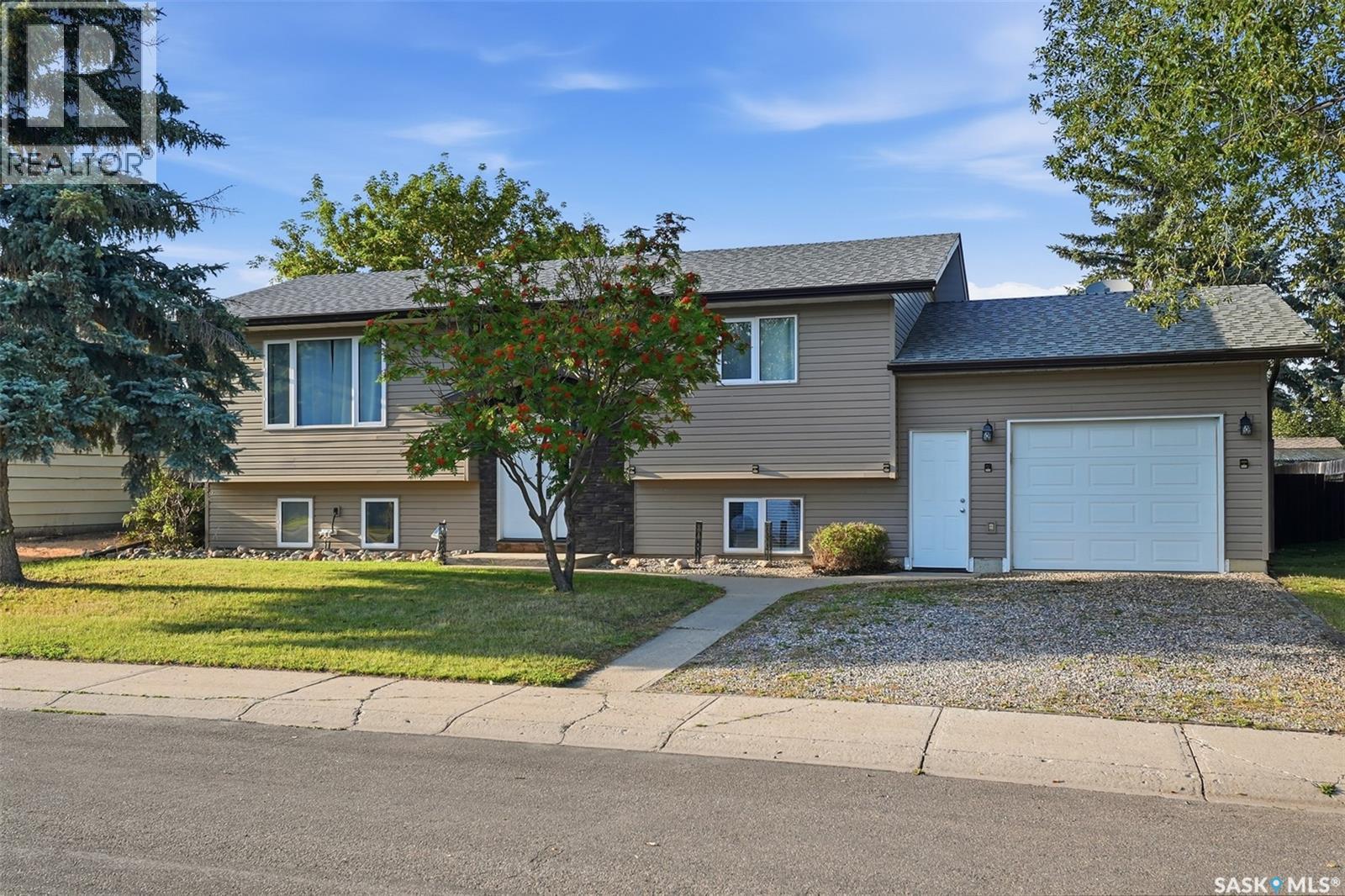 525 Wilken Crescent W, Warman, Saskatchewan  S0K 4S0 - Photo 2 - SK047055