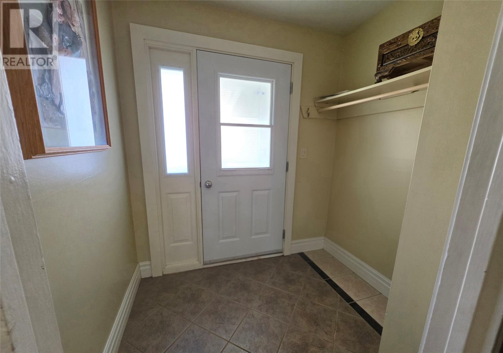 415 Vanier Avenue, Labrador City — photo 4