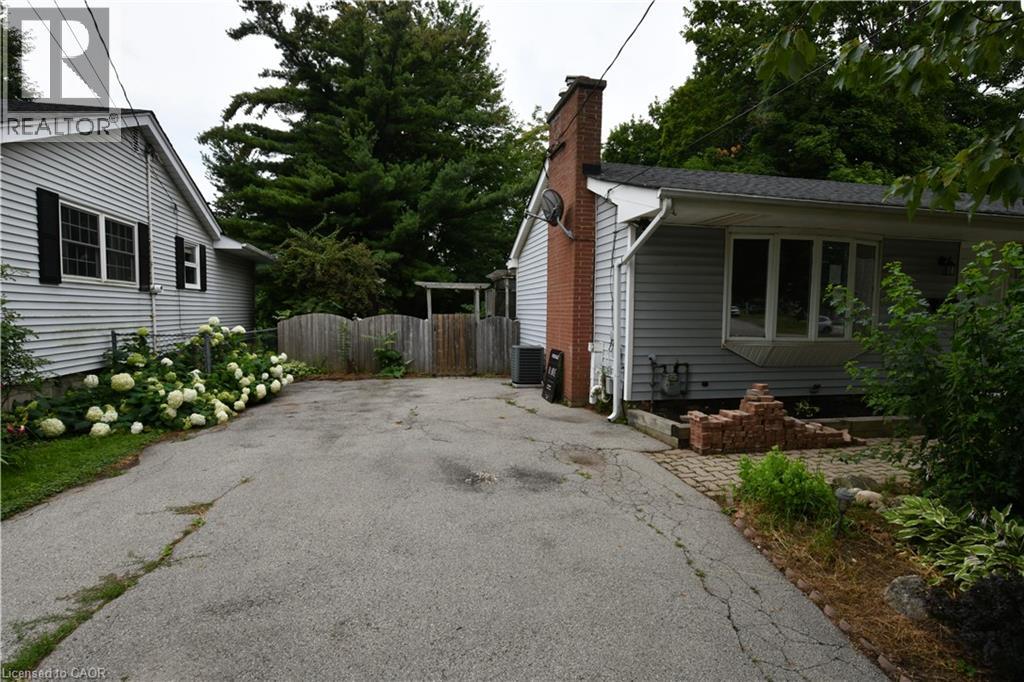 15 Miller Drive, Ancaster, Ontario  L9H 2H9 - Photo 2 - 40851335