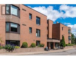38 - 257 BOTANICA PRIVATE, Ottawa, Ontario