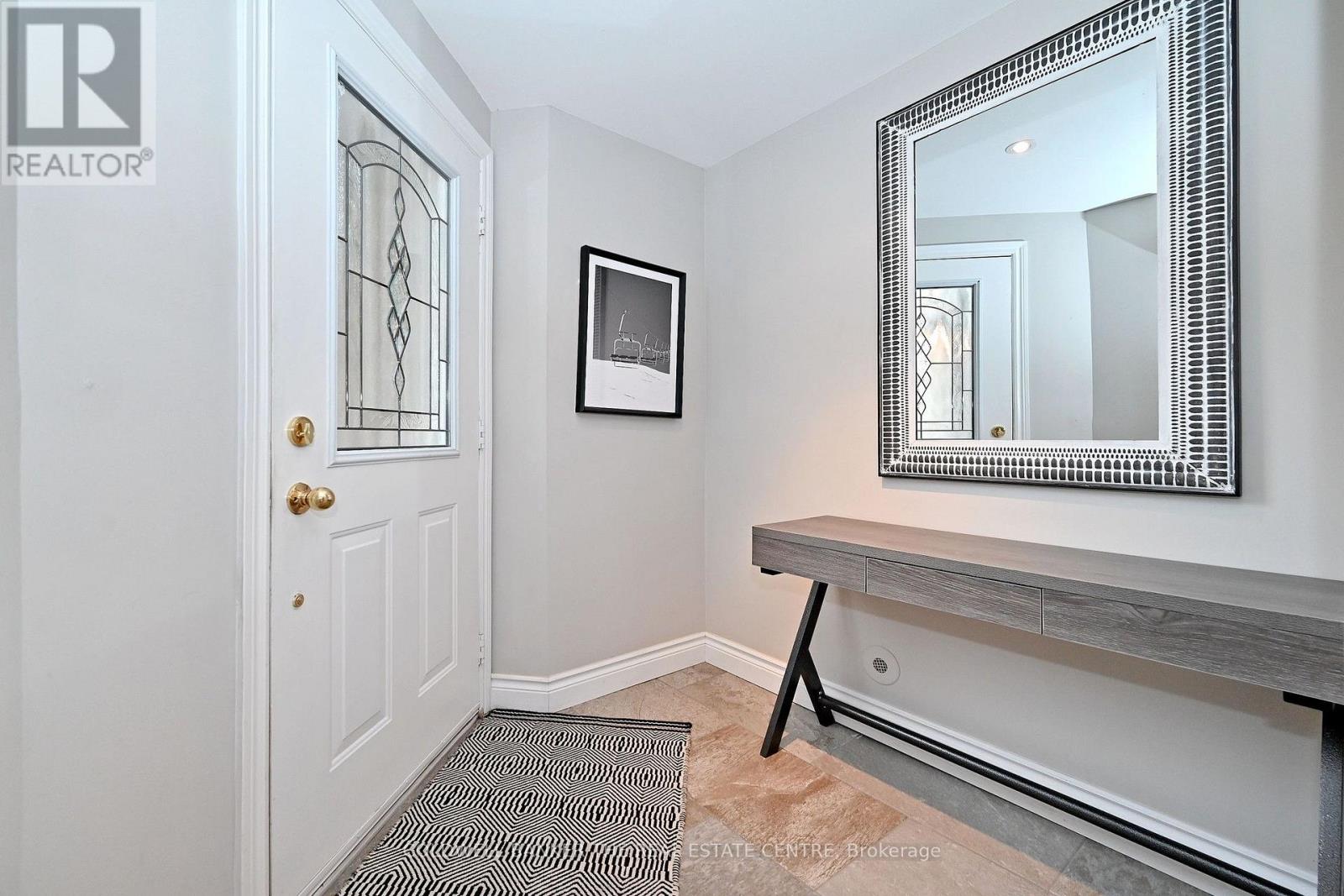 16 - 520 Silken Laumann Drive, Newmarket, Ontario  L3X 2S7 - Photo 5 - N13727716