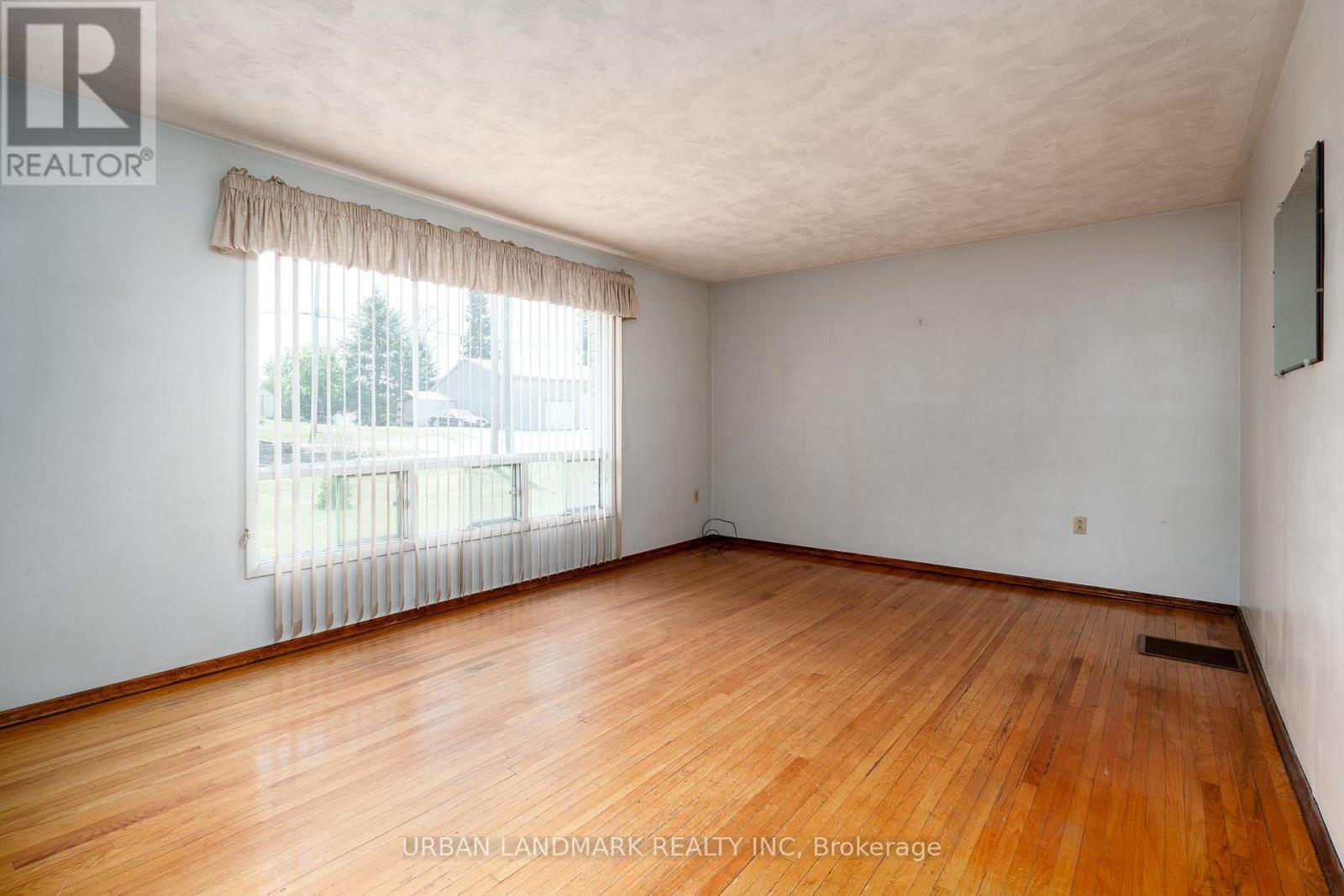 22 Queen Victoria Street W, Centre Hastings, Ontario  K0K 2K0 - Photo 12 - X13568542