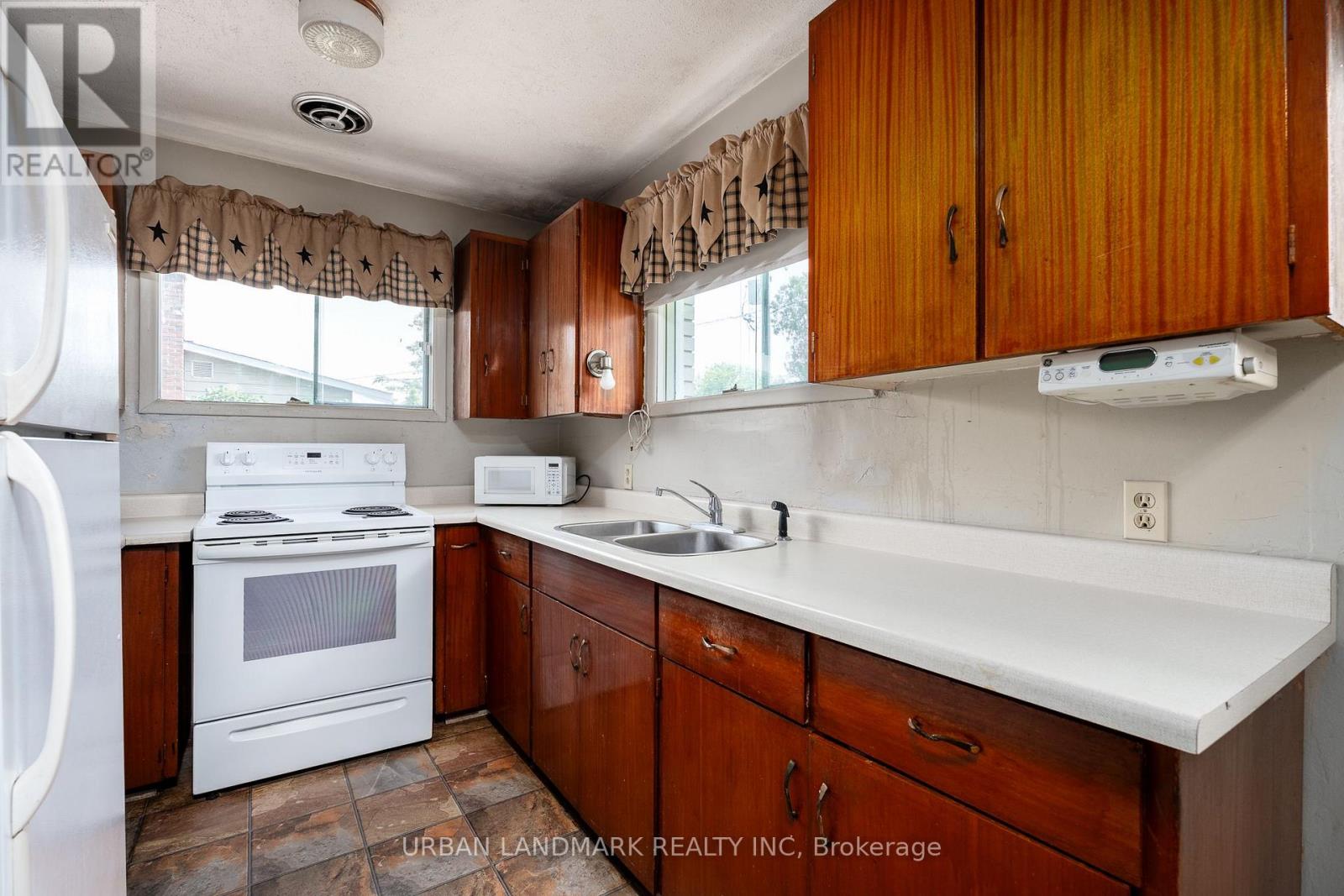 22 Queen Victoria Street W, Centre Hastings, Ontario  K0K 2K0 - Photo 8 - X13568542