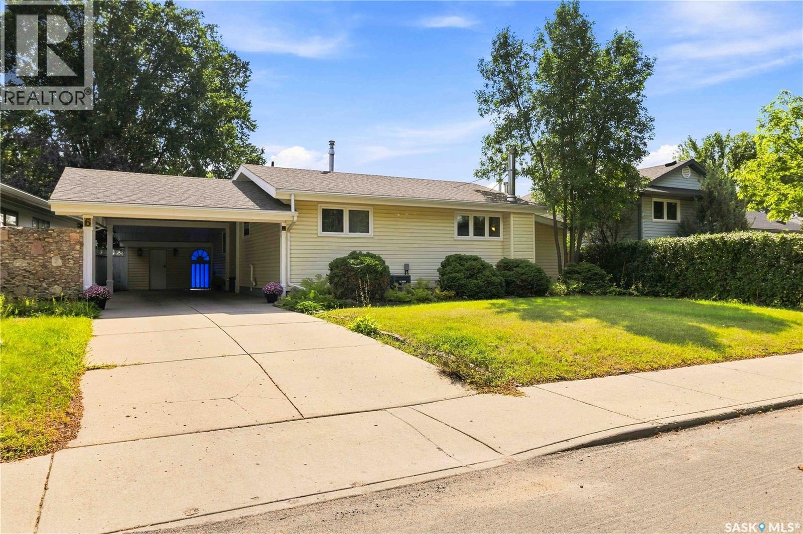6 Murphy Crescent, Saskatoon, Saskatchewan  S7J 2T4 - Photo 3 - SK047061