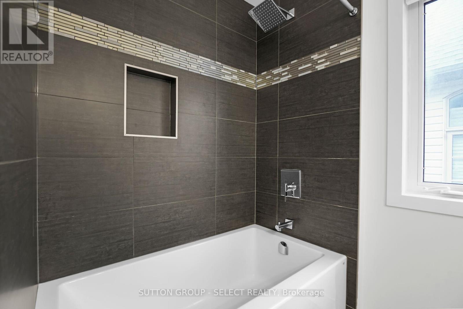 2080 Wateroak Drive, London North, Ontario  N6G 0P9 - Photo 27 - X13727904