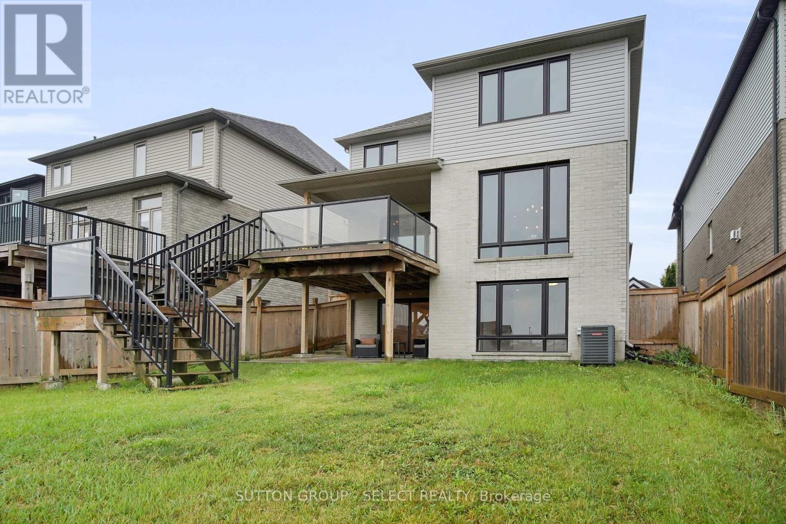 2080 Wateroak Drive, London North, Ontario  N6G 0P9 - Photo 46 - X13727904