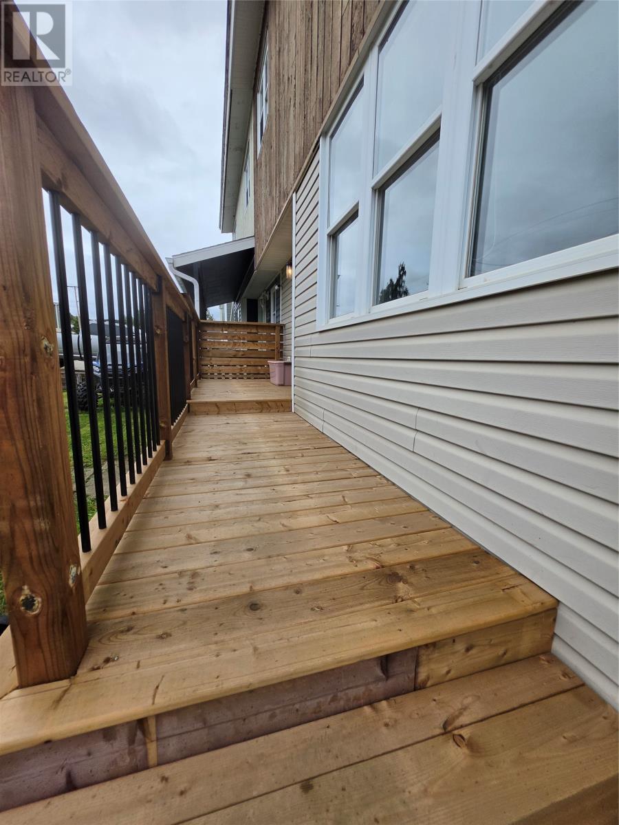 10 Dunfield Street, Wabush — photo 2