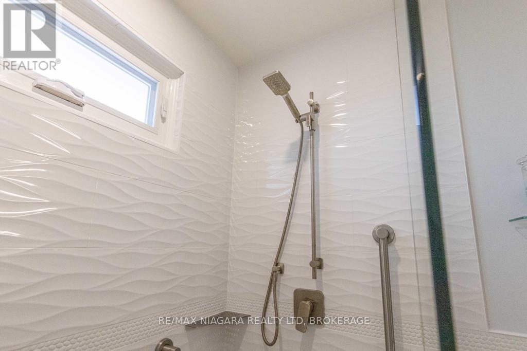 27 Andrea Drive, St. Catharines, Ontario  L2S 3N7 - Photo 17 - X13725526
