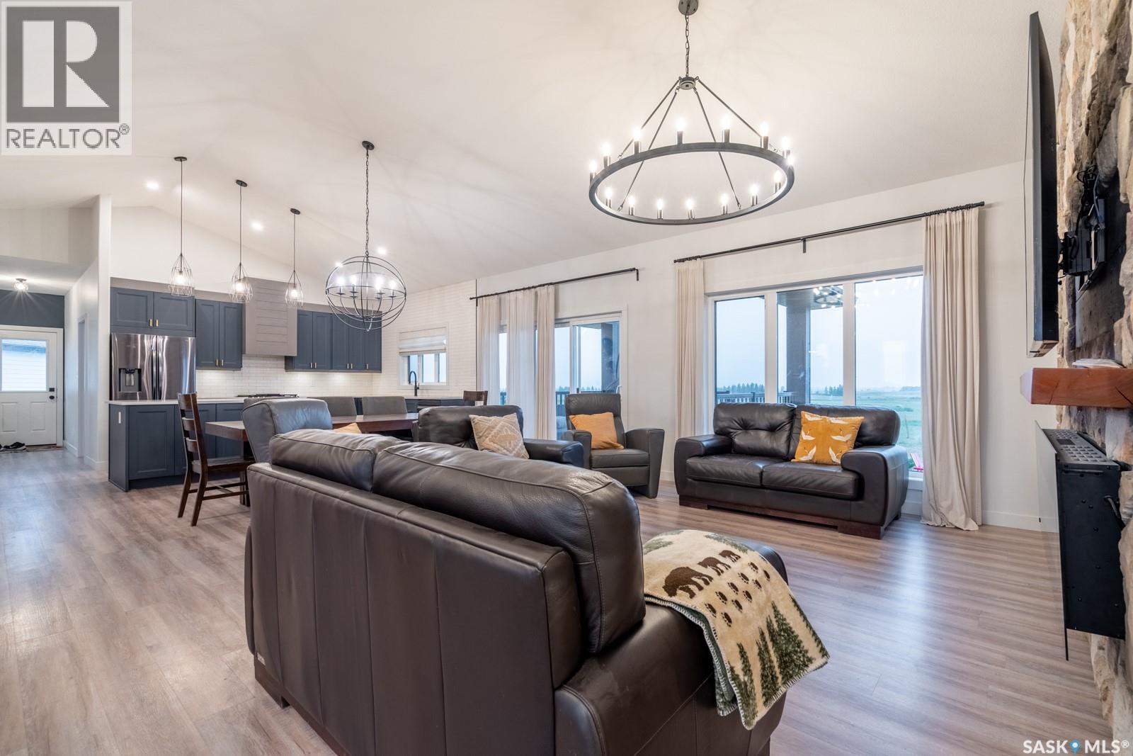 33 Deerfoot Trail, Longlaketon Rm No. 219, Saskatchewan  S0G 0W0 - Photo 6 - SK047058
