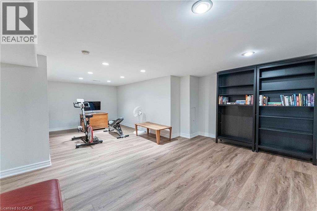 380 Watson Avenue, Oakville, Ontario  L6J 3V8 - Photo 39 - 40859137