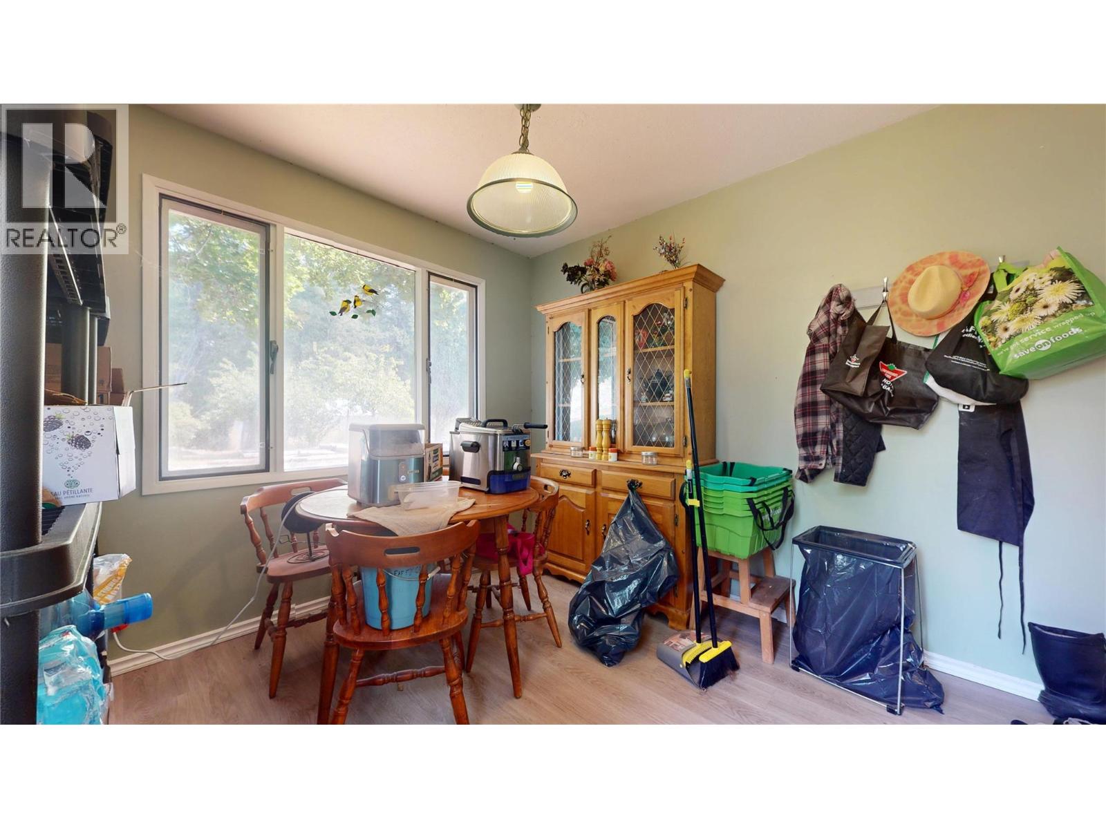1270 Fox Tree Road, Lister, British Columbia  V0B 1G2 - Photo 16 - 10398681