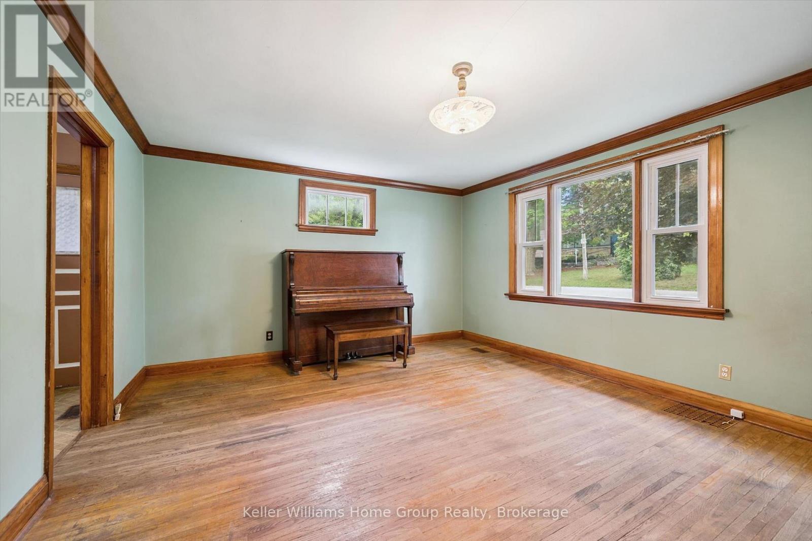 20 Water Street W, Centre Wellington, Ontario  N0B 1S0 - Photo 10 - X13727944