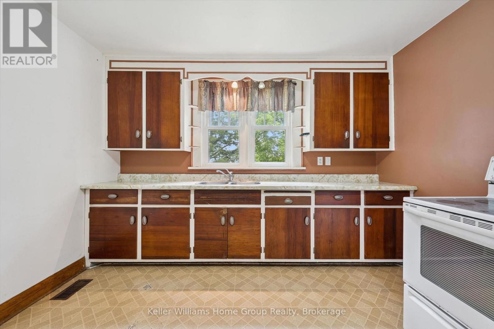 20 Water Street W, Centre Wellington, Ontario  N0B 1S0 - Photo 14 - X13727944
