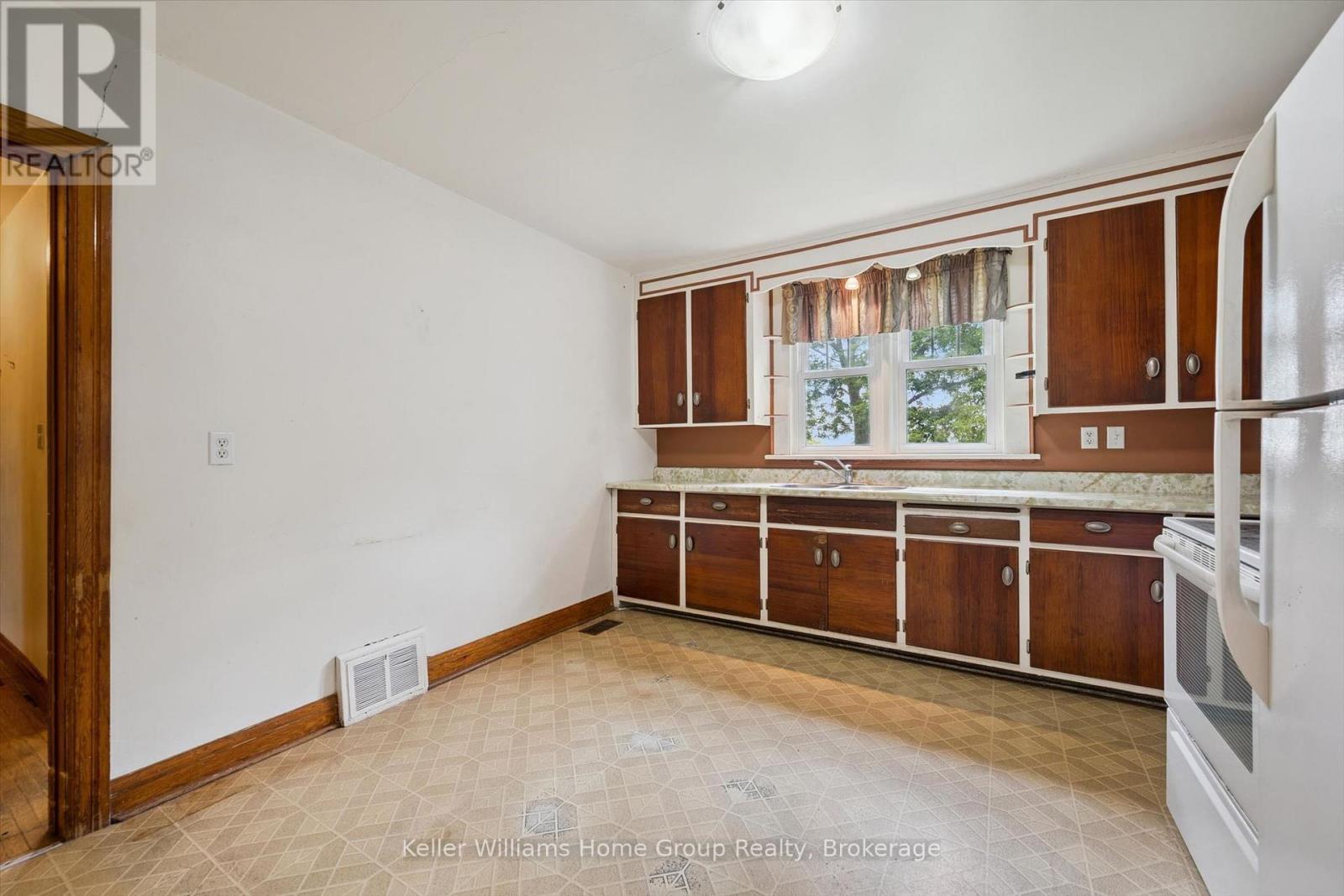 20 Water Street W, Centre Wellington, Ontario  N0B 1S0 - Photo 15 - X13727944