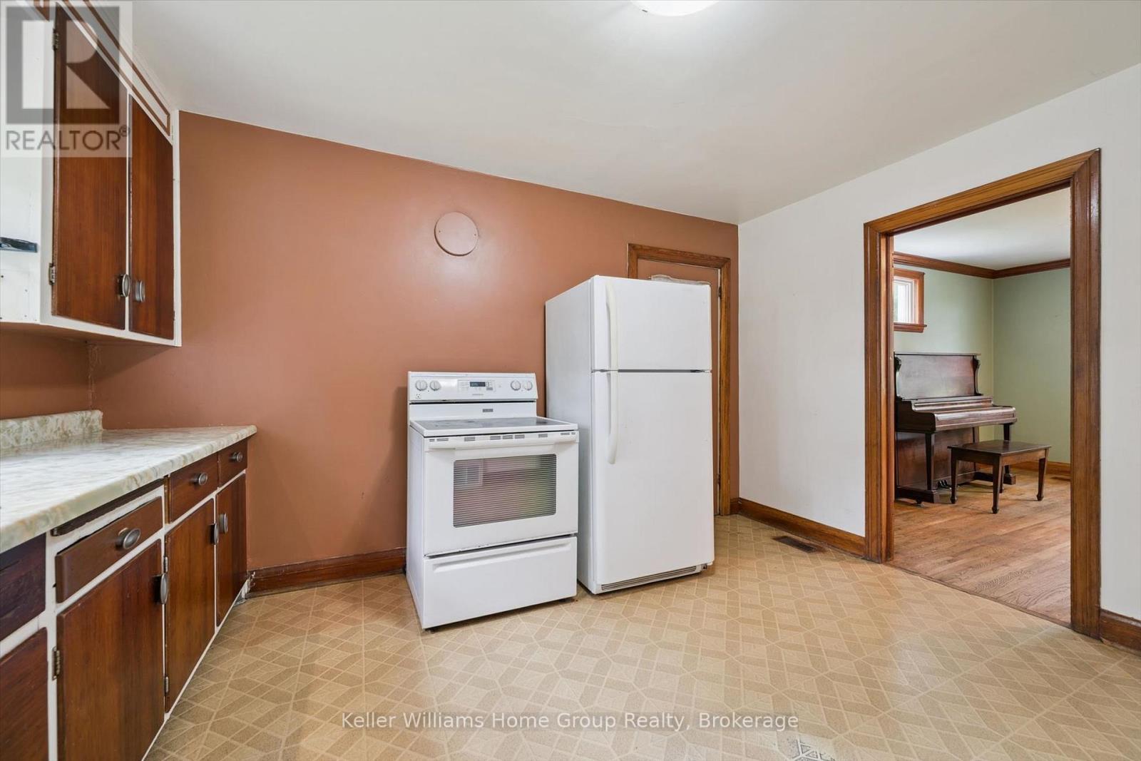 20 Water Street W, Centre Wellington, Ontario  N0B 1S0 - Photo 16 - X13727944