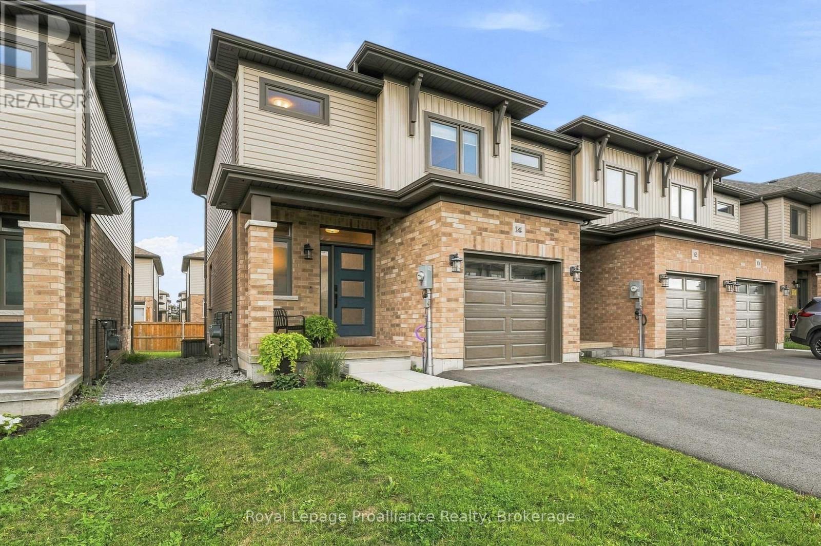 14 Otonabee Street, Belleville, Ontario  K8N 0T3 - Photo 1 - X13727854