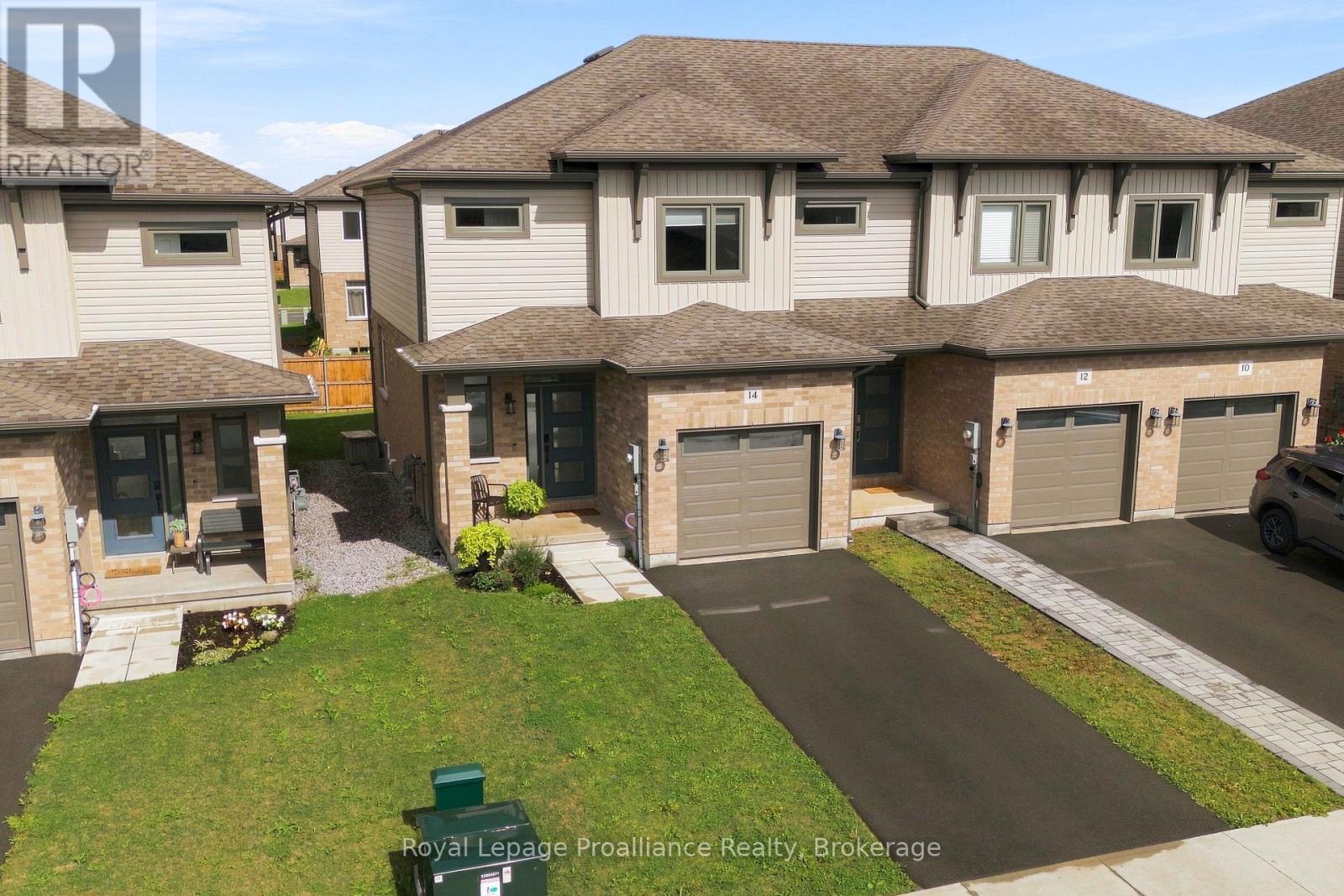 14 Otonabee Street, Belleville, Ontario  K8N 0T3 - Photo 2 - X13727854
