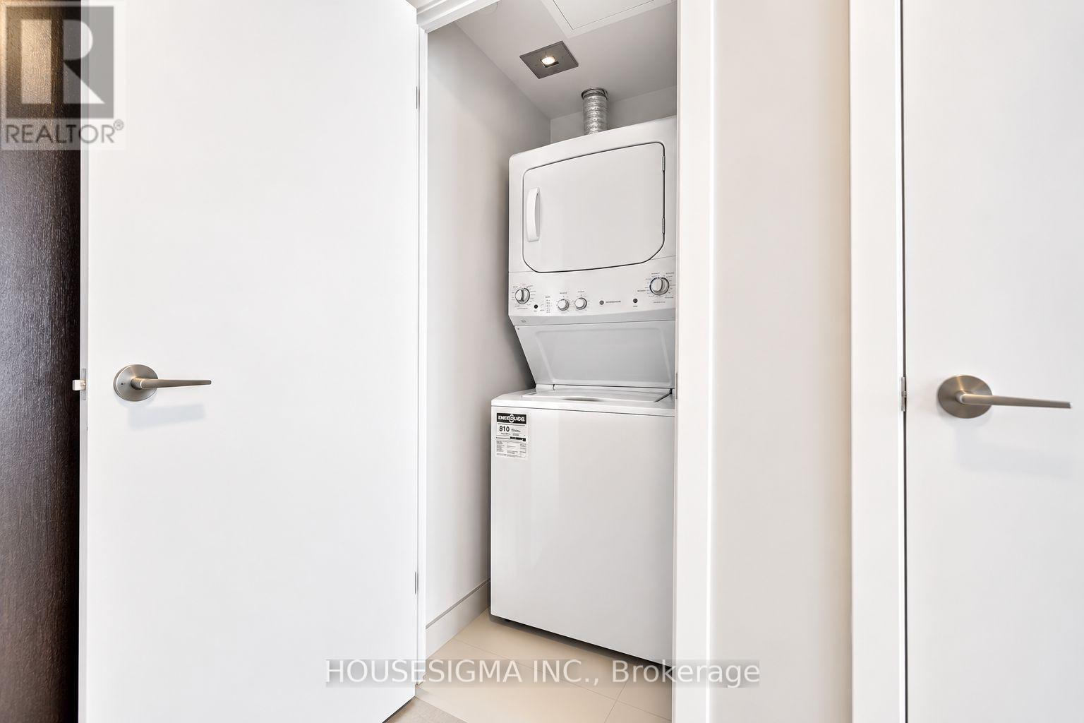 3705 - 2221 Yonge Street, Toronto, Ontario  M4S 2B4 - Photo 13 - C13727842