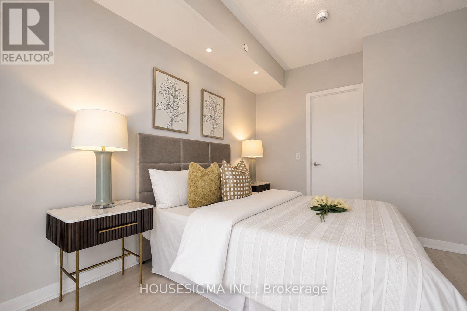 3705 - 2221 Yonge Street, Toronto, Ontario  M4S 2B4 - Photo 8 - C13727842