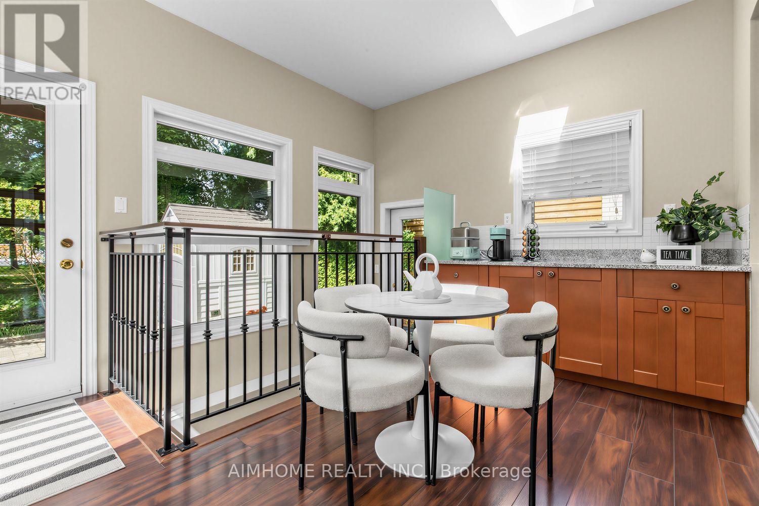 16 Carney Road, Toronto, Ontario  M2M 1T2 - Photo 11 - C13727896