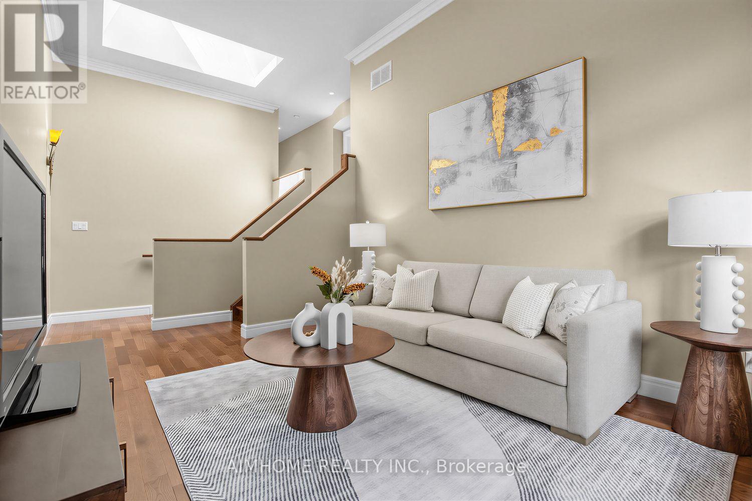 16 Carney Road, Toronto, Ontario  M2M 1T2 - Photo 13 - C13727896