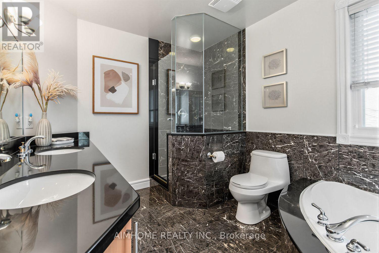 16 Carney Road, Toronto, Ontario  M2M 1T2 - Photo 16 - C13727896