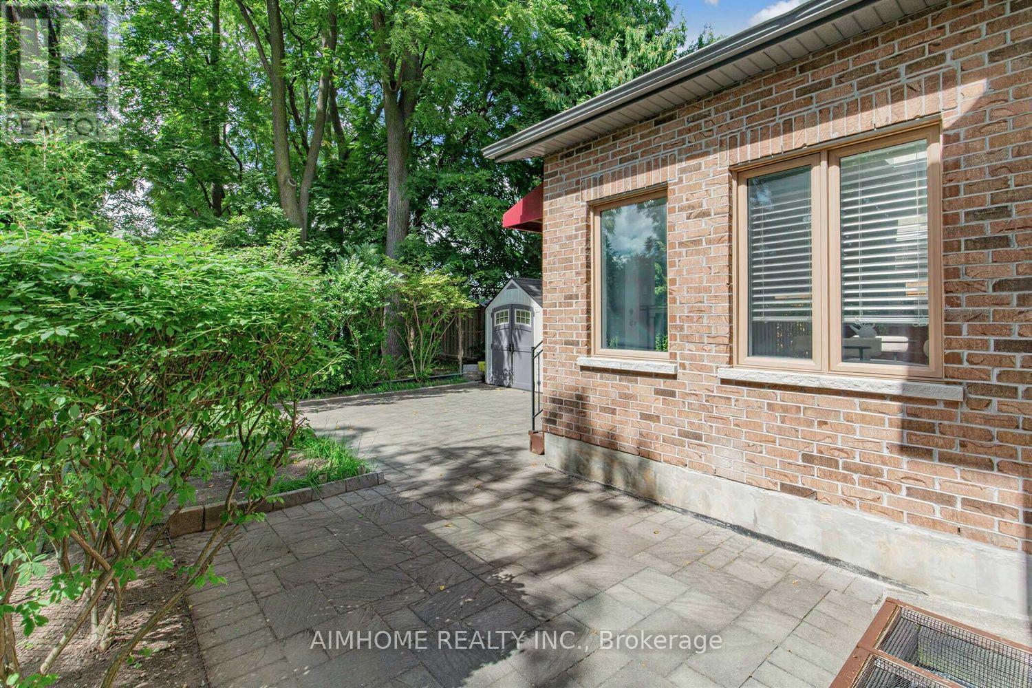 16 Carney Road, Toronto, Ontario  M2M 1T2 - Photo 29 - C13727896