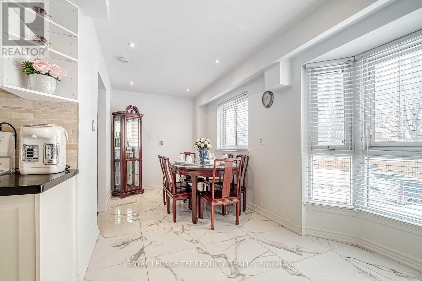 44 - 26 Nebula Star Way, Toronto, Ontario  M2J 1M8 - Photo 7 - C13727936