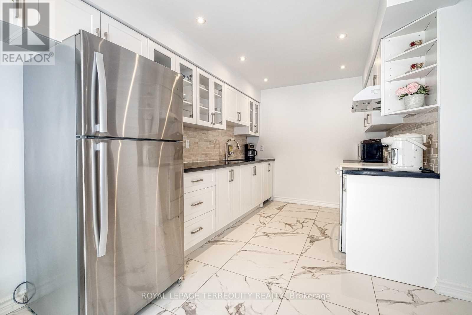 44 - 26 Nebula Star Way, Toronto, Ontario  M2J 1M8 - Photo 8 - C13727936