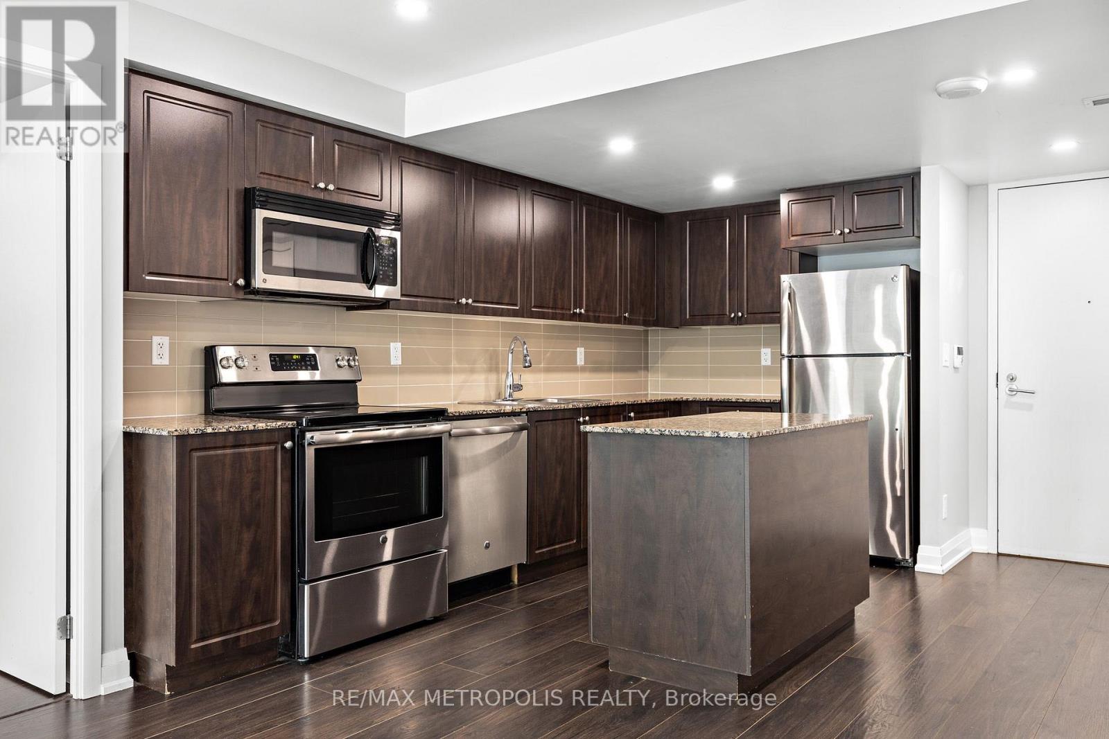 678 - 209 Fort York Boulevard, Toronto, Ontario  M5V 4A1 - Photo 11 - C13727988