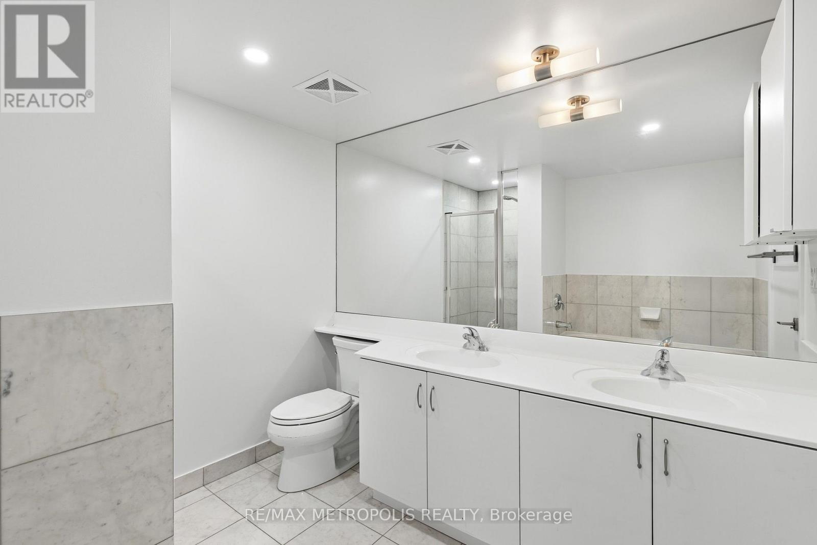 678 - 209 Fort York Boulevard, Toronto, Ontario  M5V 4A1 - Photo 16 - C13727988