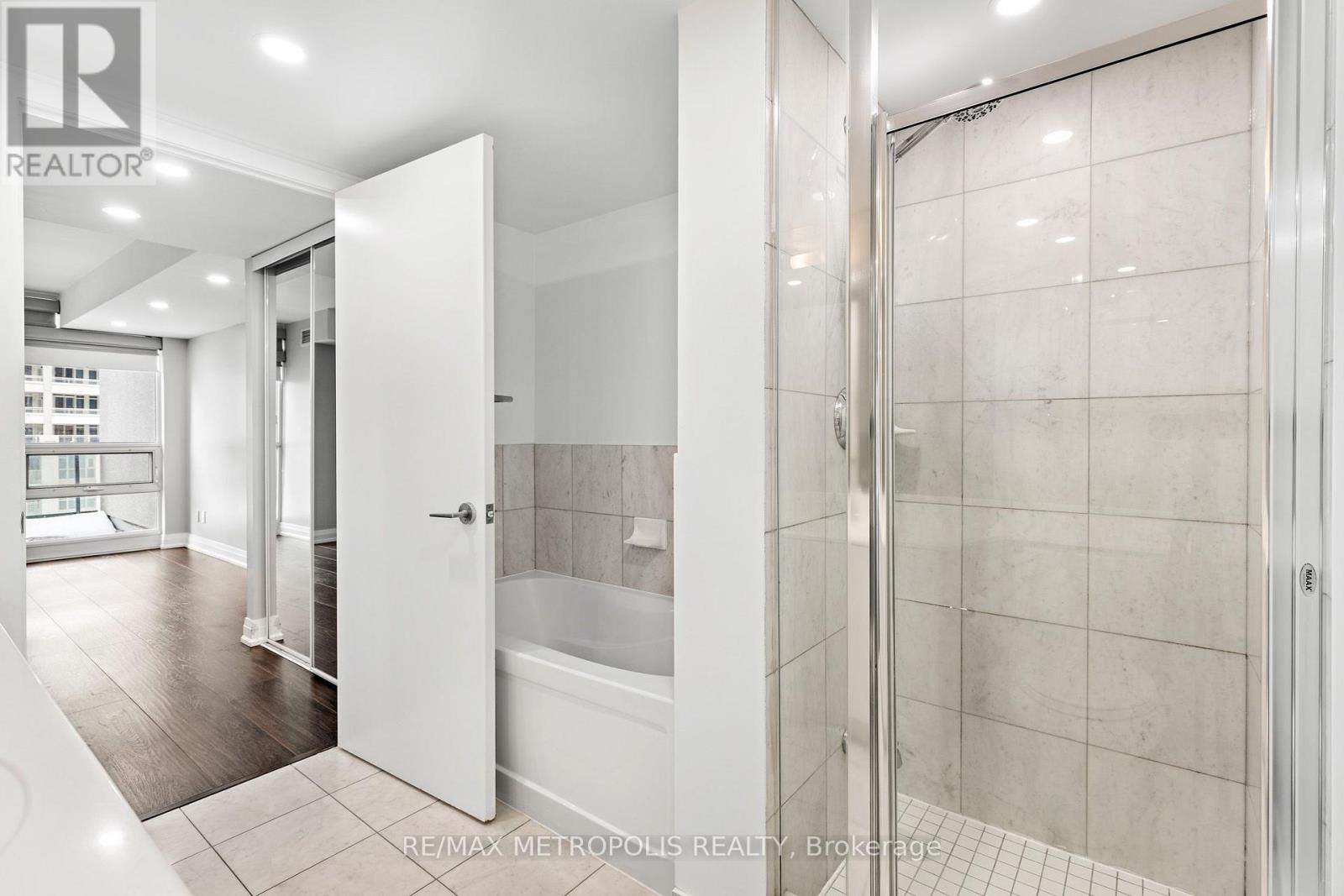 678 - 209 Fort York Boulevard, Toronto, Ontario  M5V 4A1 - Photo 17 - C13727988