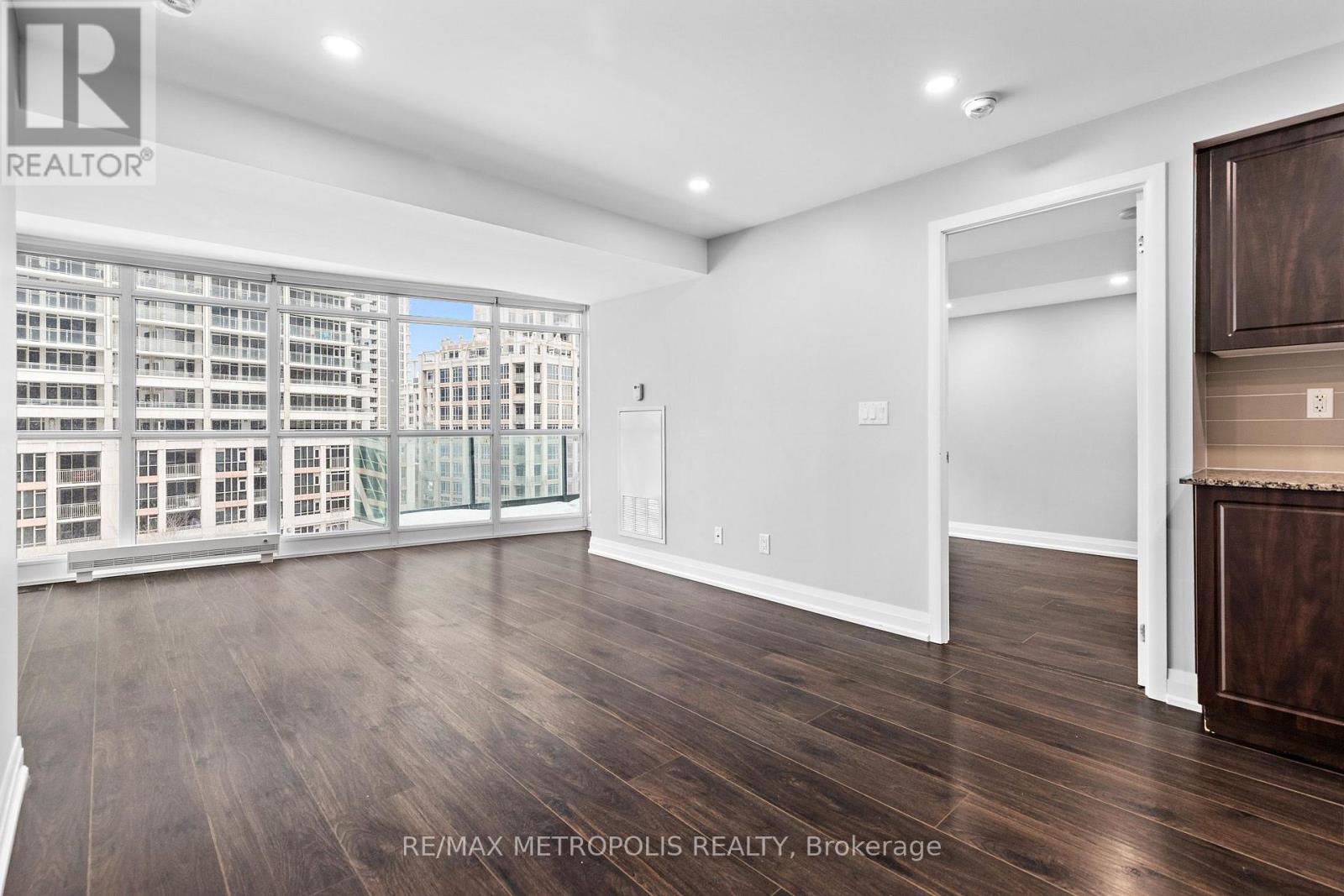 678 - 209 Fort York Boulevard, Toronto, Ontario  M5V 4A1 - Photo 6 - C13727988