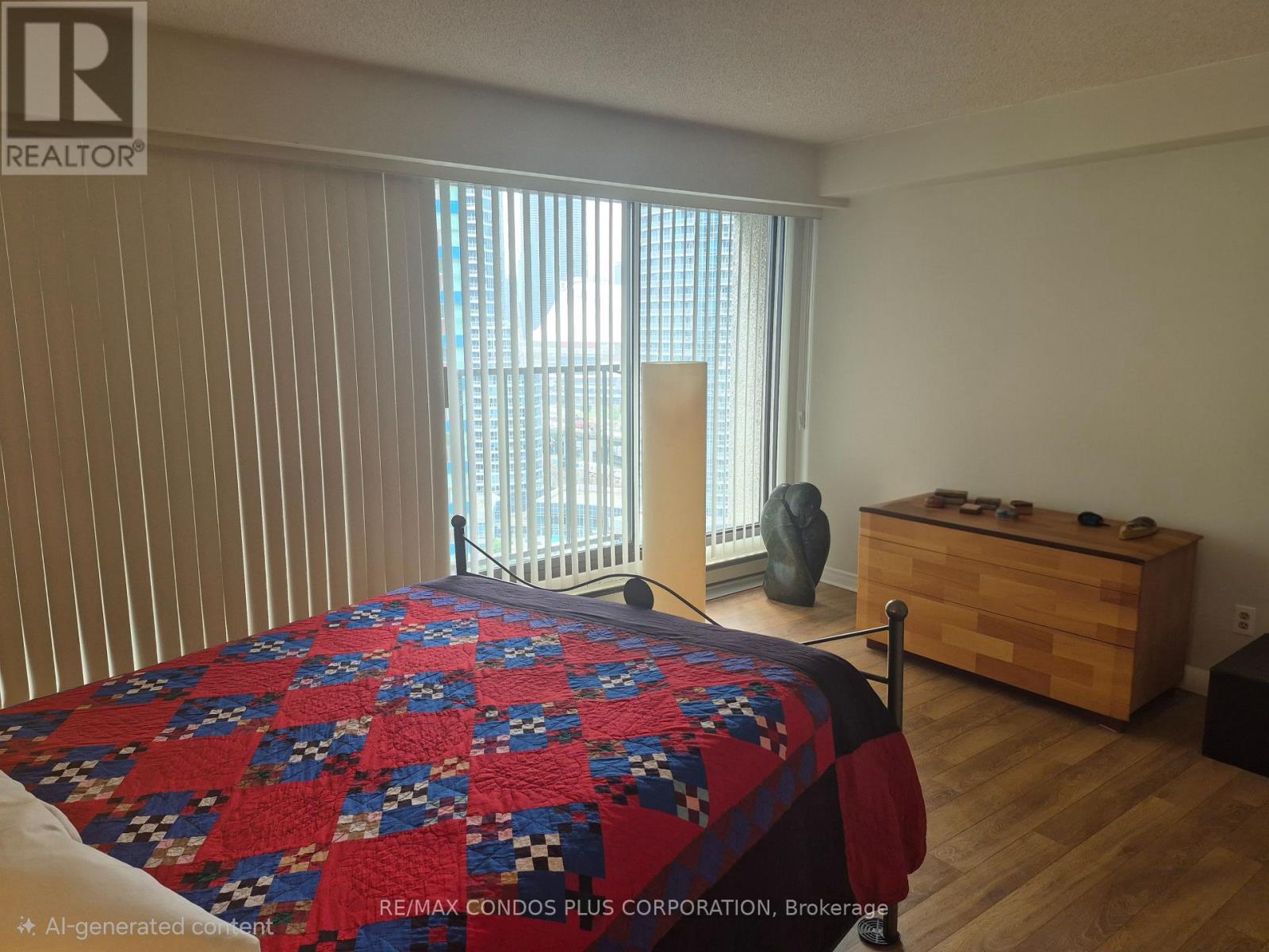 1914 - 55 Harbour Square, Toronto, Ontario  M5J 2L1 - Photo 8 - C13728004