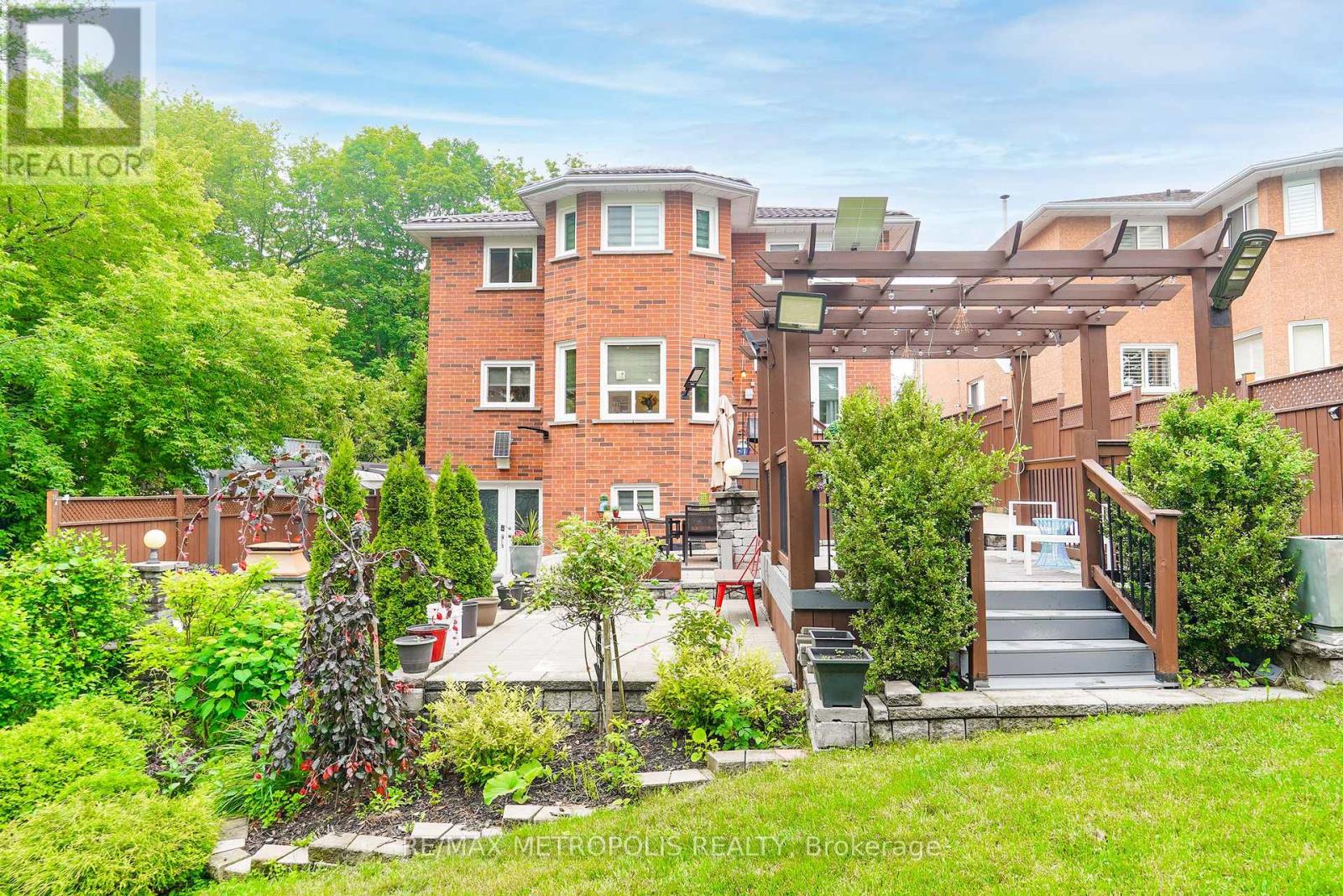 37 Bennett Road, Toronto, Ontario  M1E 3Y1 - Photo 15 - E13727950