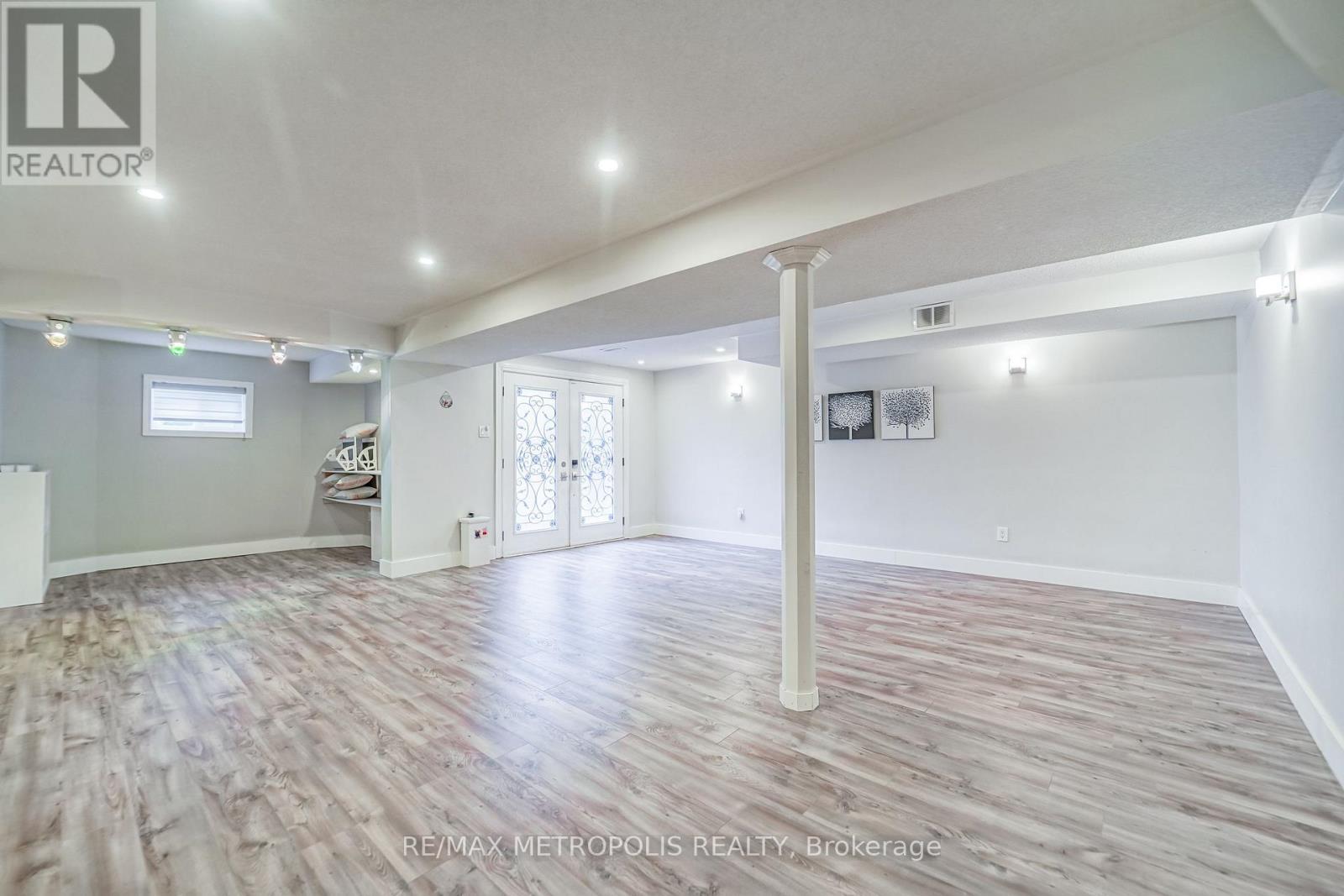 37 Bennett Road, Toronto, Ontario  M1E 3Y1 - Photo 47 - E13727950