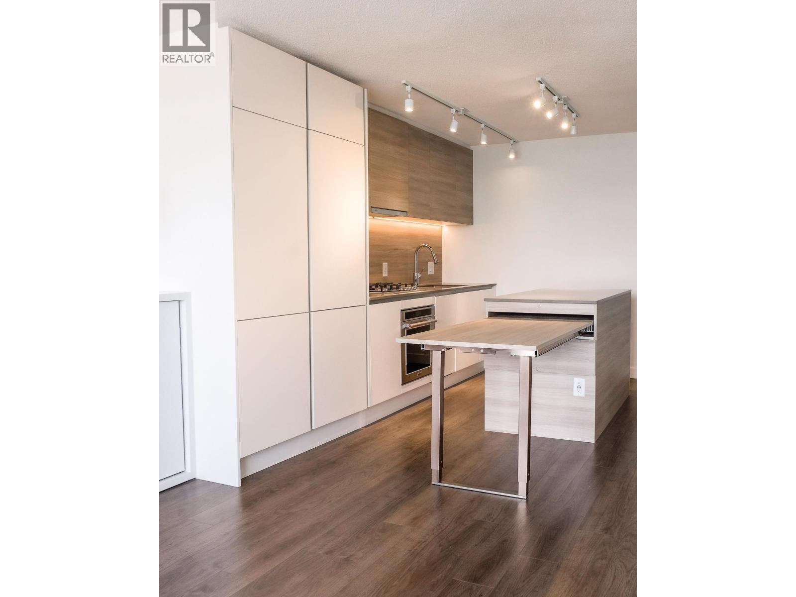 1312 908 Quayside Drive, New Westminster, British Columbia  V3M 0L4 - Photo 5 - R3159684