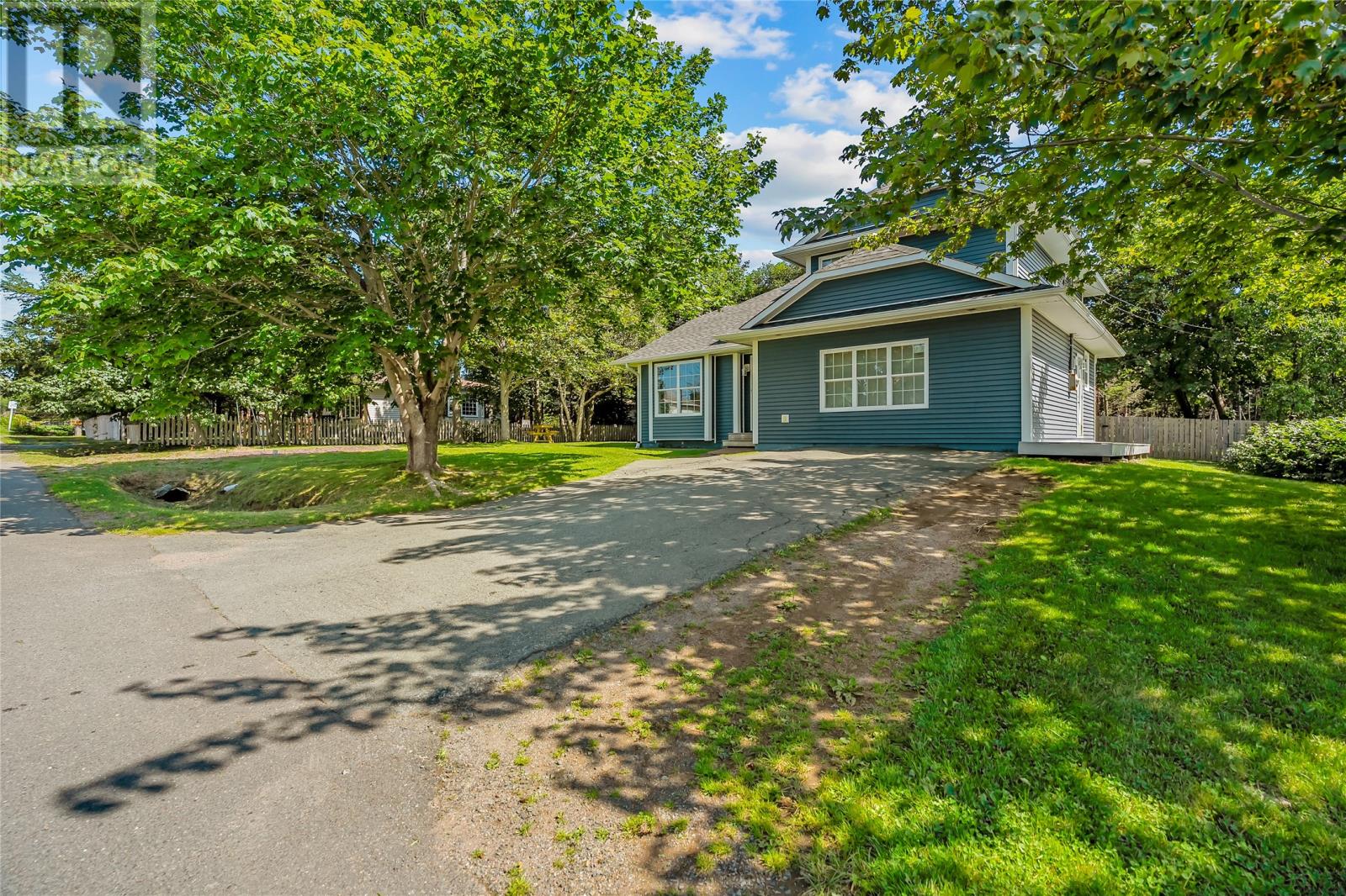 22 Greenhill Crescent, Burin — photo 2