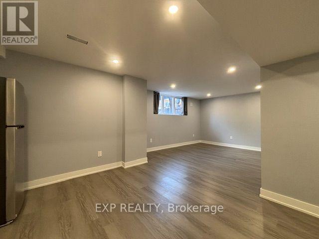 52 Herefordshire Crescent, East Gwillimbury, Ontario  L9N 0B7 - Photo 7 - N13727912