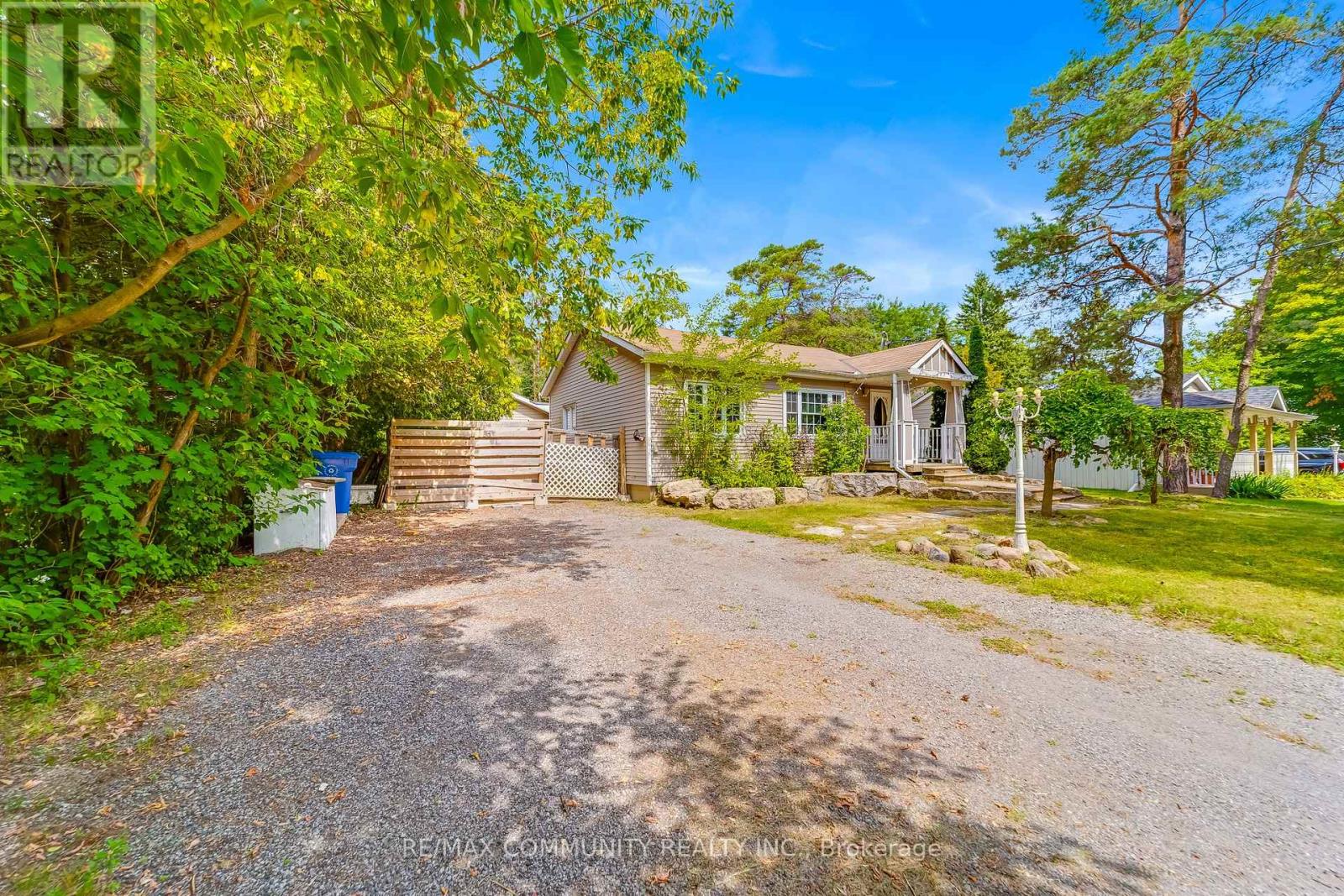 5154 Aurora Road, Whitchurch-Stouffville, Ontario  L4A 7X4 - Photo 2 - N13727914