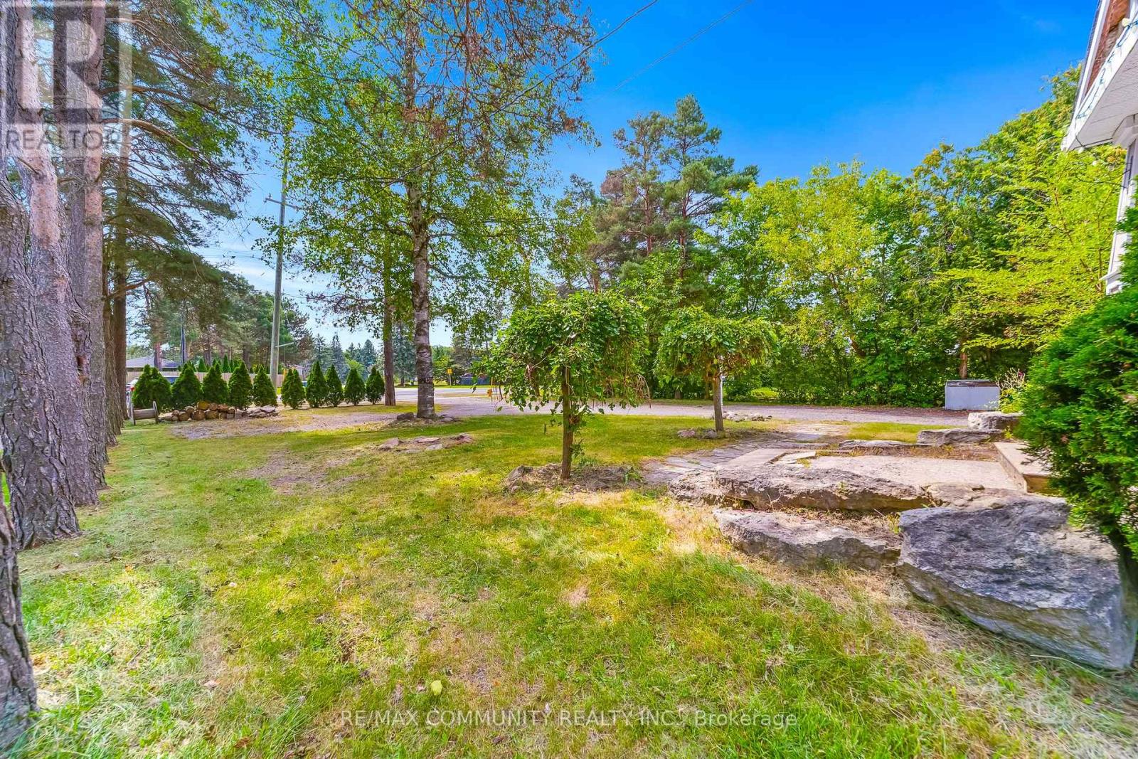 5154 Aurora Road, Whitchurch-Stouffville, Ontario  L4A 7X4 - Photo 4 - N13727914