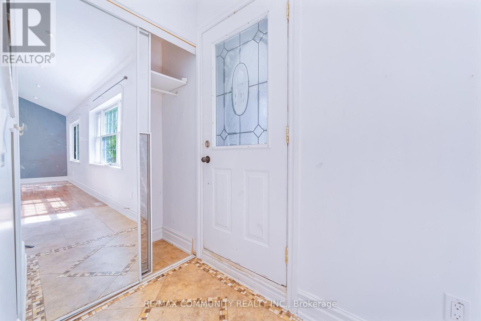 5154 Aurora Road, Whitchurch-Stouffville, Ontario  L4A 7X4 - Photo 7 - N13727914