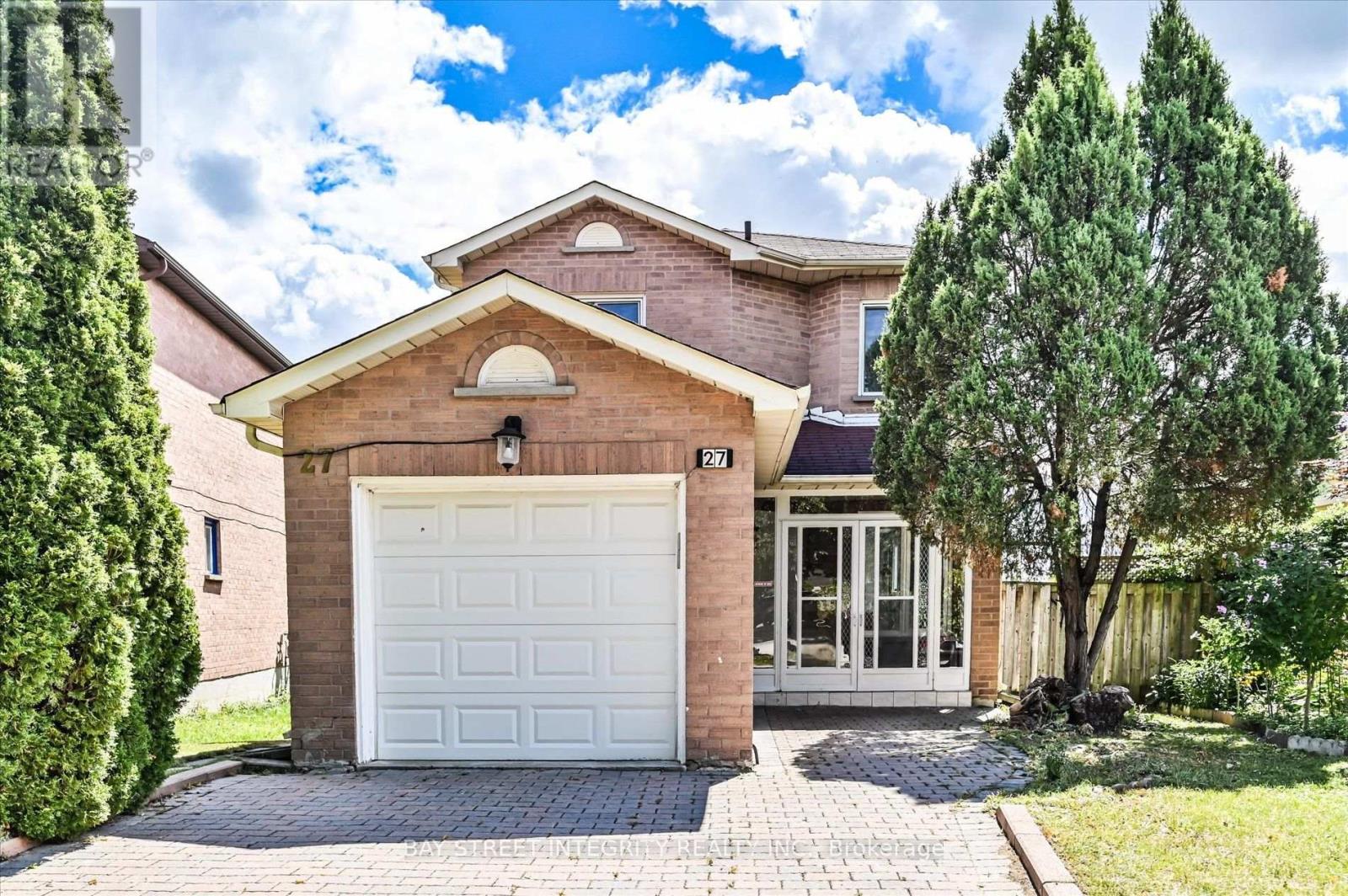 27 SAMANTHA CIRCLE, Richmond Hill, Ontario