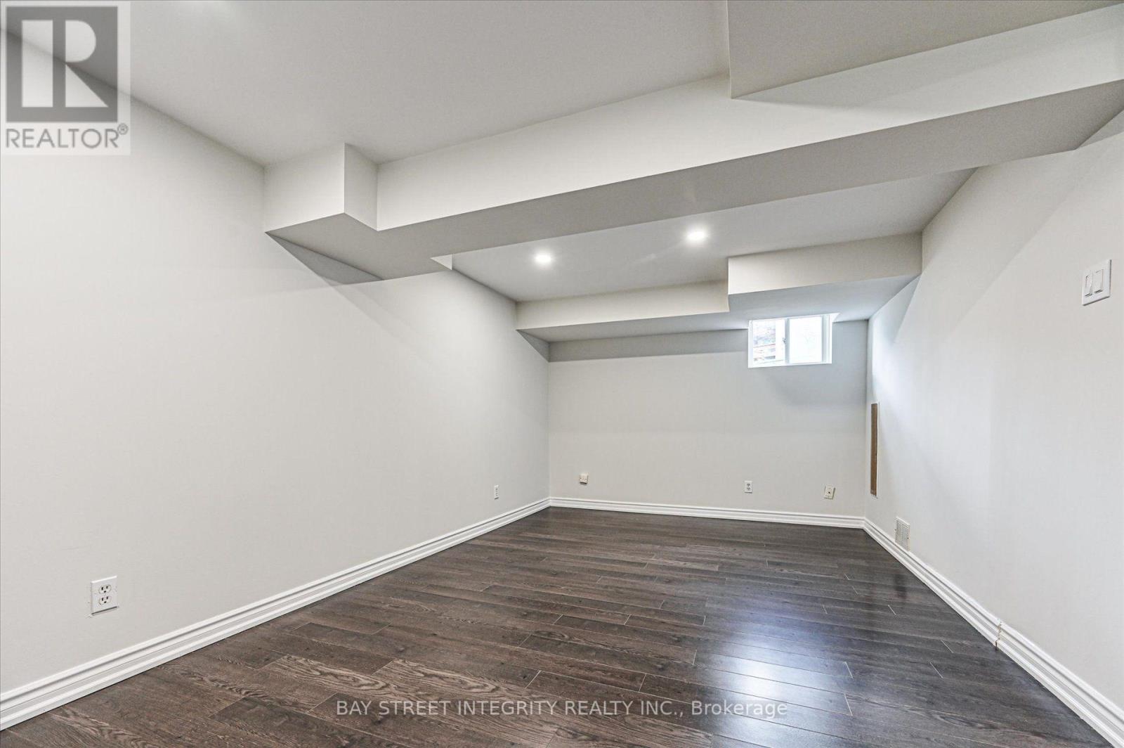 27 Samantha Circle, Richmond Hill, Ontario  L4B 2R7 - Photo 32 - N13727960