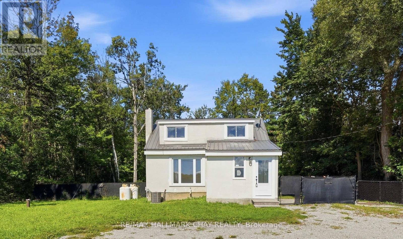 8410 11 Highway, Severn, Ontario  L3V 6H3 - Photo 1 - S13727848